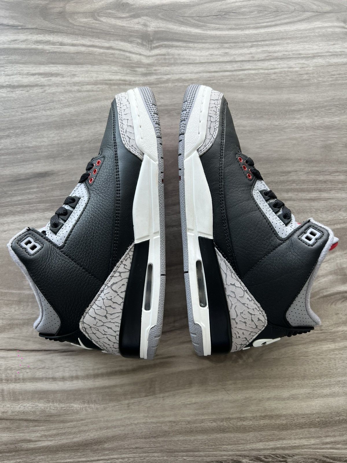 Jordan Brand Jordan 3 Retro OG Mid Black Cement Size 6Y/ 7.5 Women’s Size US 6 / EU 39 - 3 Thumbnail