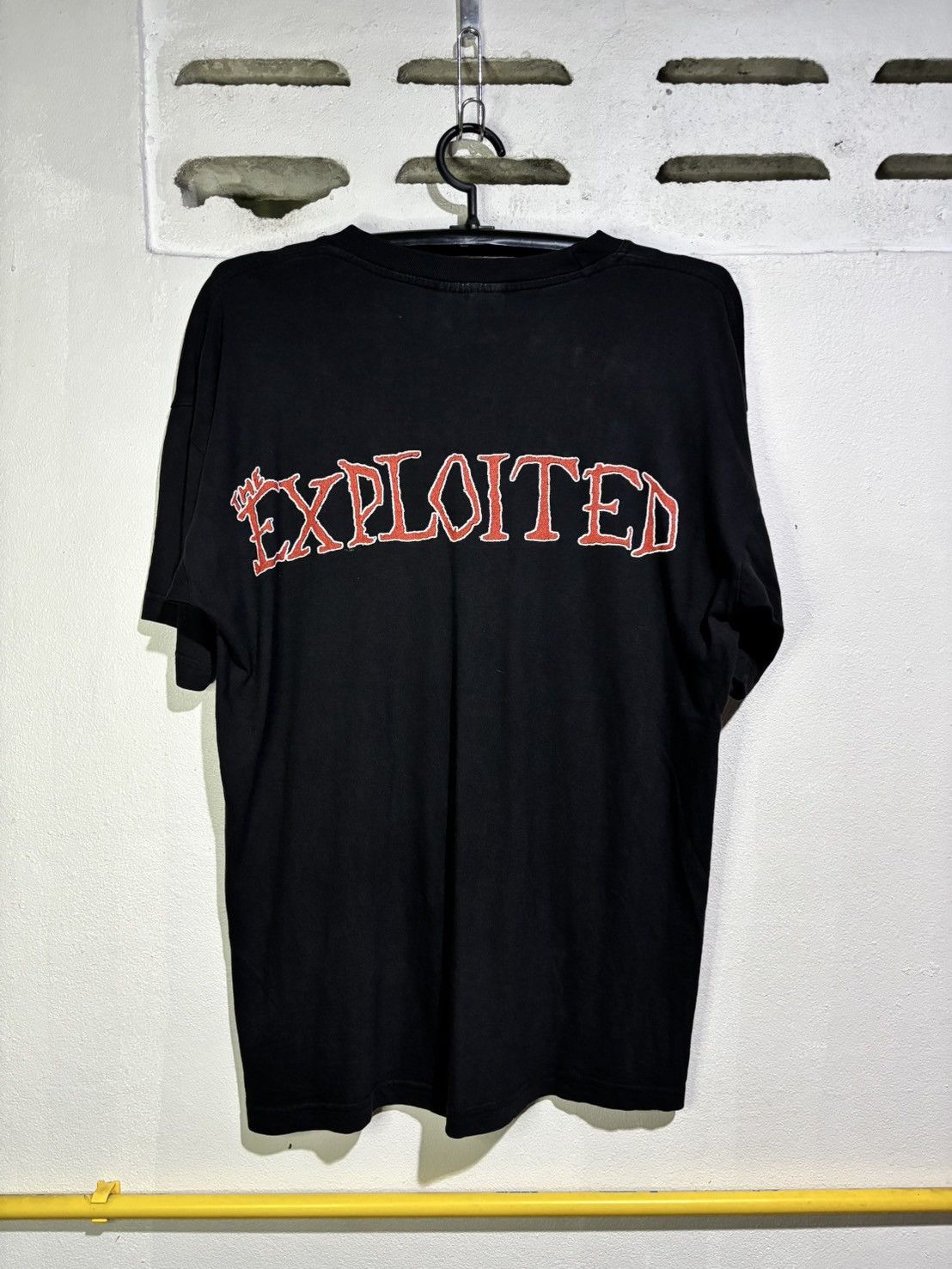 Band Tees Vintage The Exploited Size US L / EU 52-54 / 3 - 6 Thumbnail