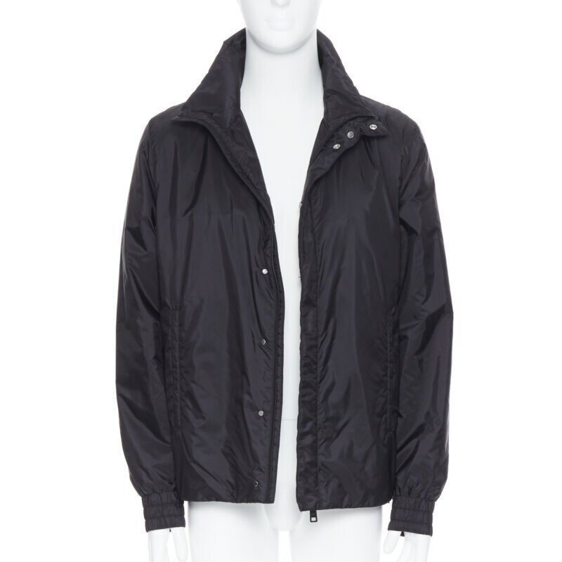 Prada new PRADA 2018 black nylon triangle rubber logo detail padded jacket IT50 L Size US L / EU 52-54 / 3 - 1 Thumbnail