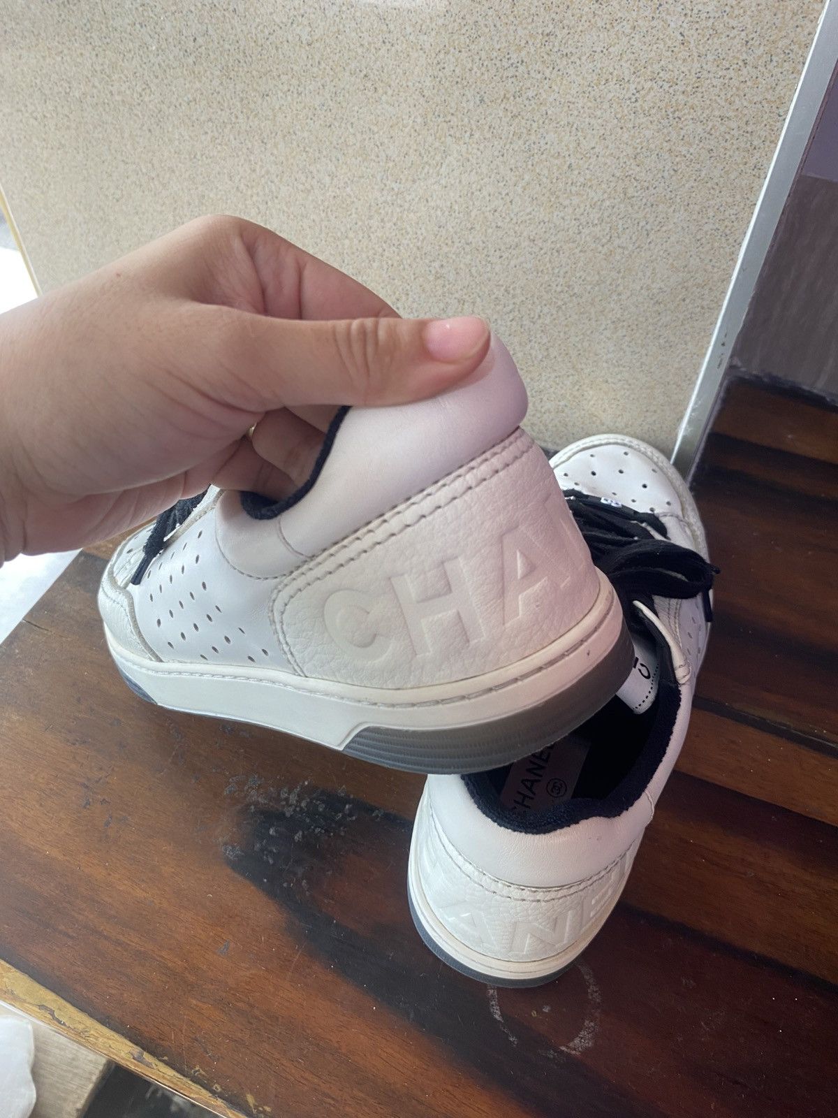 Chanel Chanel Leather Sneakers Size US 7 / IT 37 - 4 Thumbnail