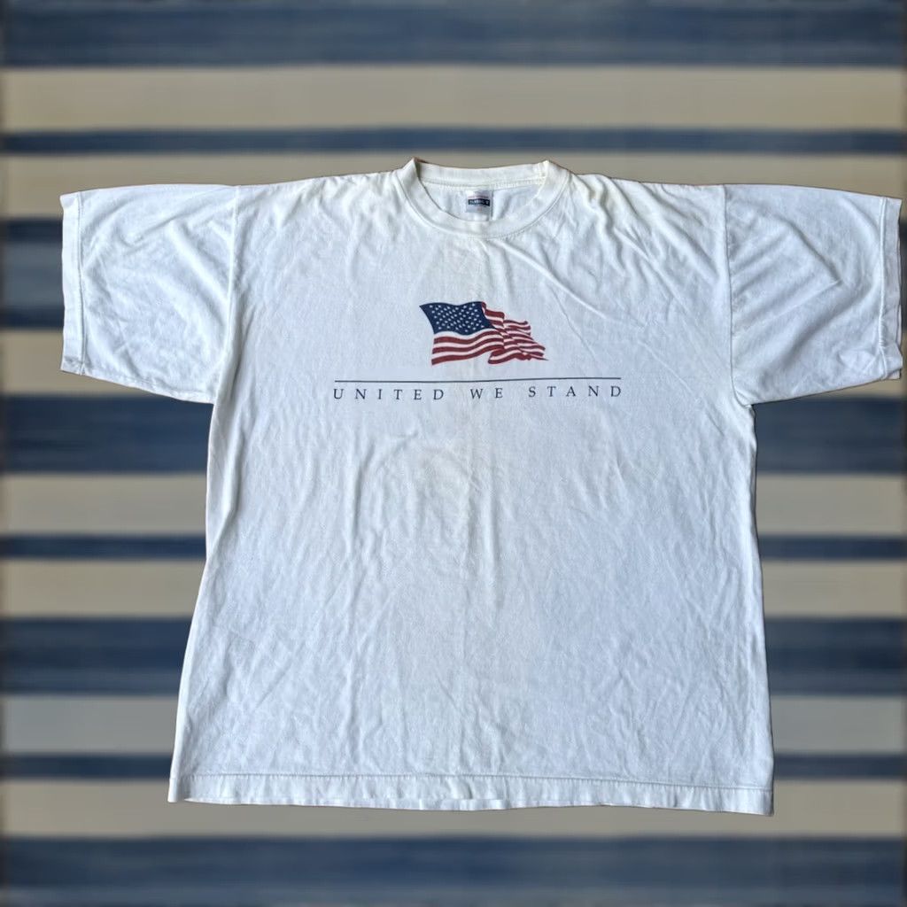 Vintage VINTAGE 2001 America United We Stand 9/11 Twin Towers Memorial T-Shirt XL White USA FDNY Mens Regular Short Sleeve Cotton Logo Crew Neck Size US XL / EU 56 / 4 - 1 Thumbnail