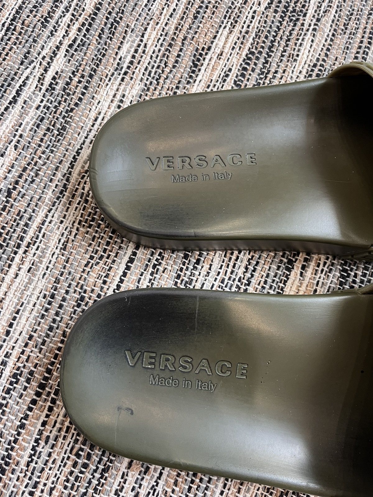 Versace VERSACE PALAZZO SLIDERS GREEN LUXURY MINIMALISTIC Size US 8 / EU 41 - 4 Thumbnail