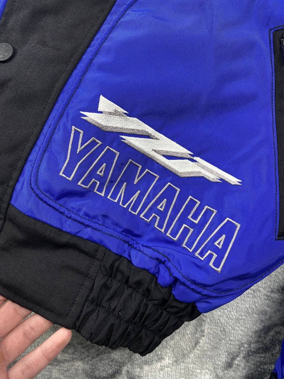 Yamaha Yamaha R1 Moto Racing Transformer Jacket-Vest Big Logo Men Size US S / EU 44-46 / 1 - 3 Thumbnail