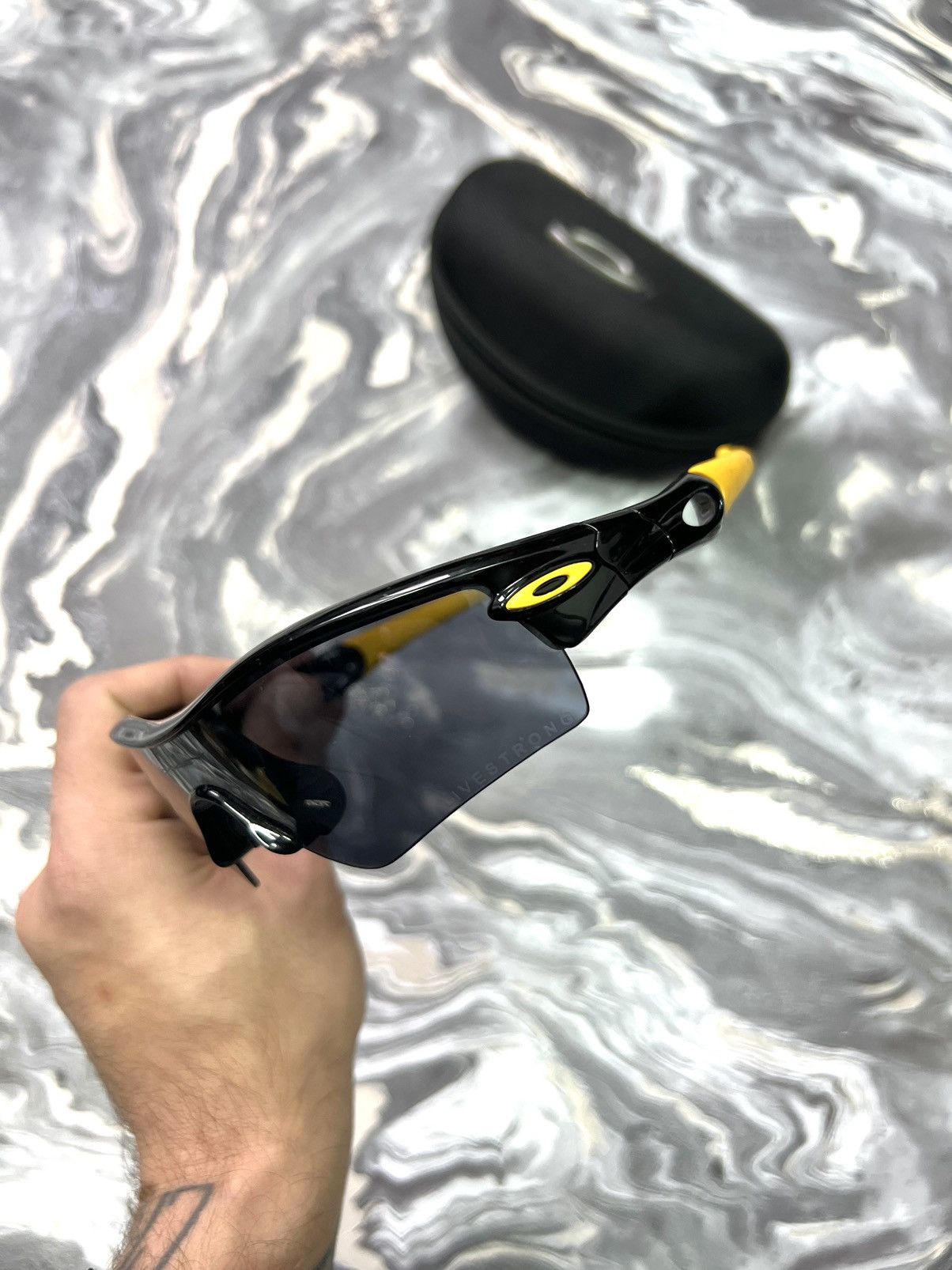 Oakley × Vintage Vintage Oakley 00s Radar Lock Black Futuristic Sunglasses Size ONE SIZE - 3 Thumbnail