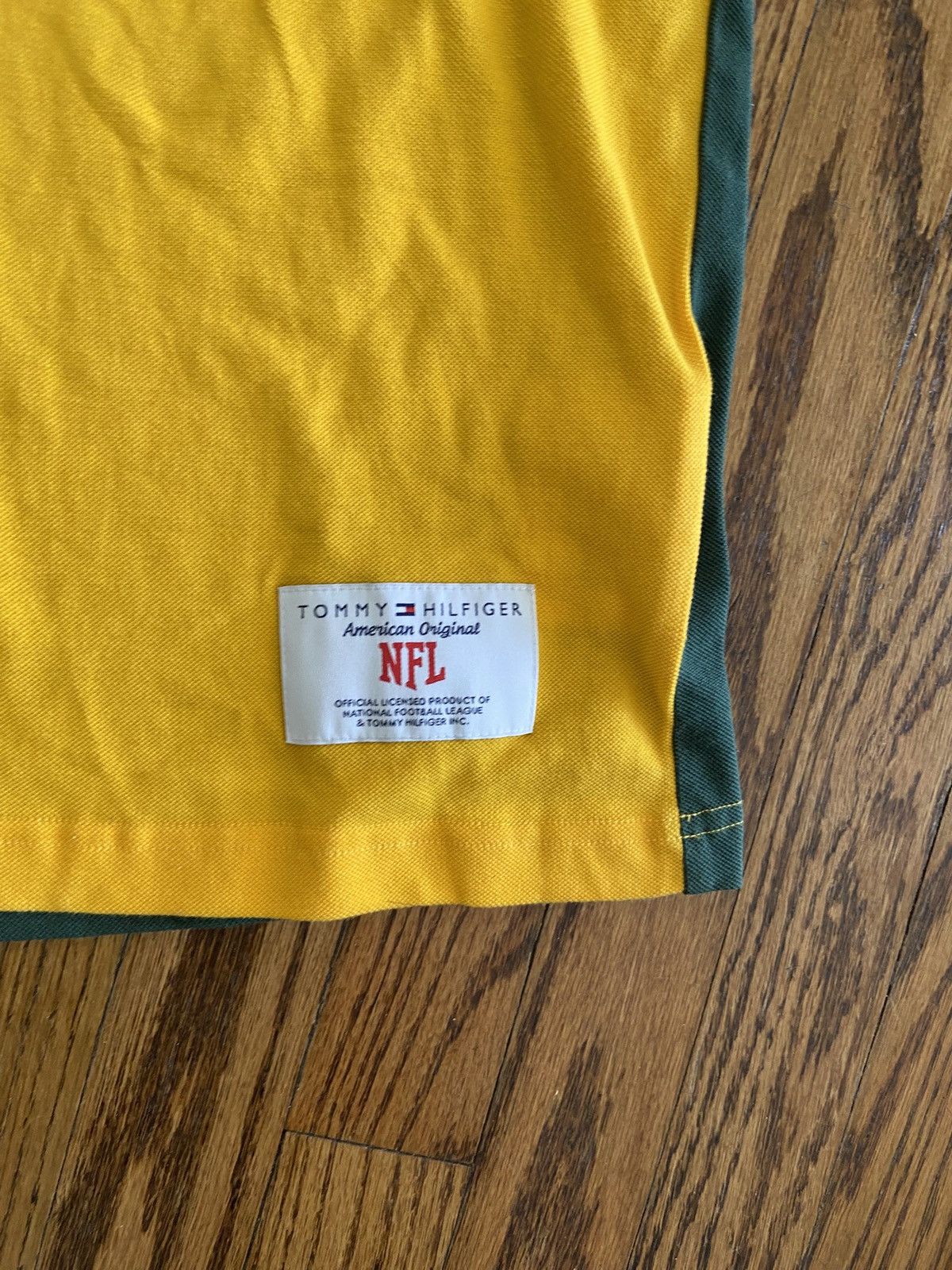 Tommy Hilfiger Green bay packers polo shirt Size US L / EU 52-54 / 3 - 3 Thumbnail