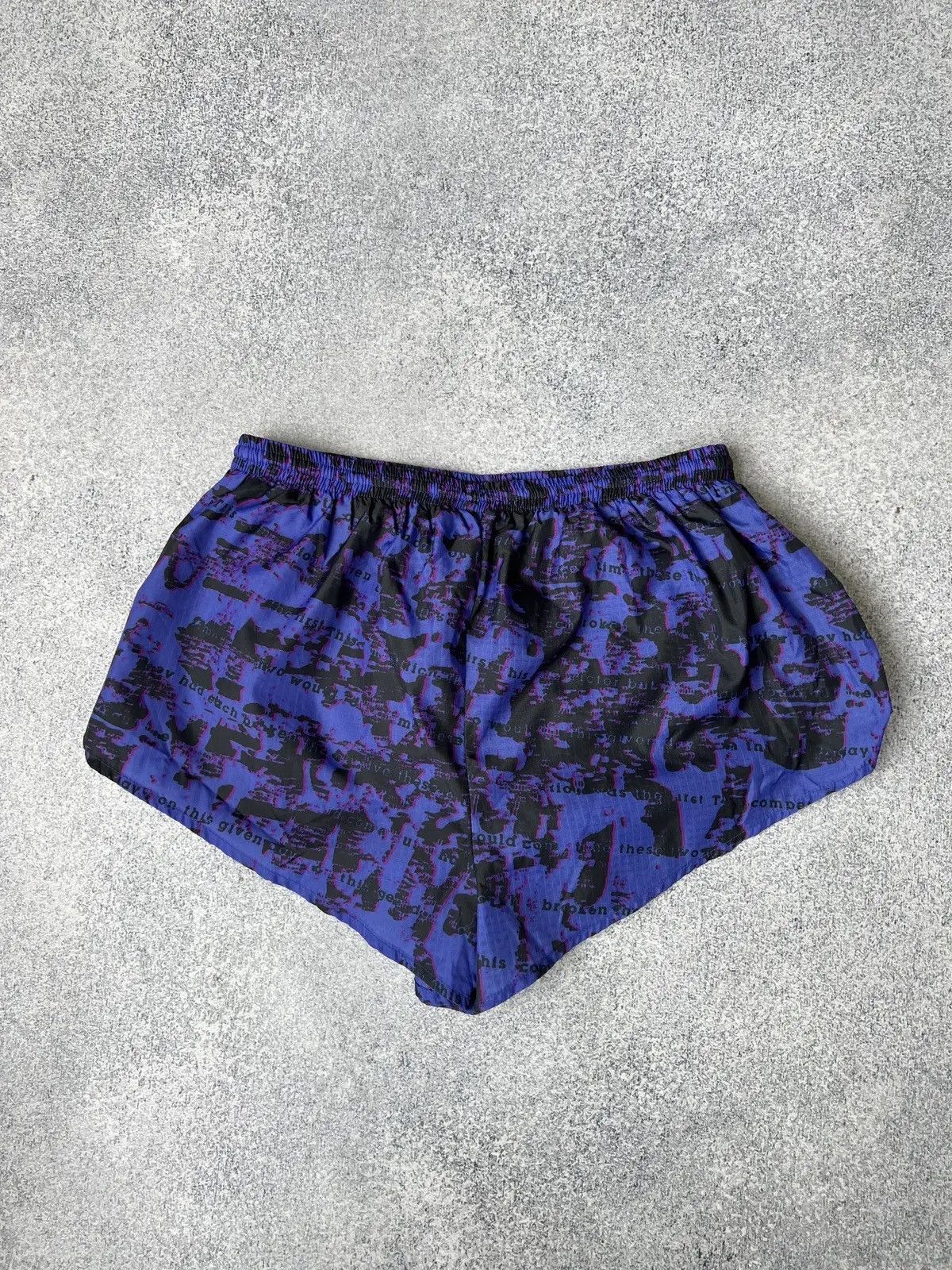 Nike × Vintage Vintage Nike World 90s running shorts Size US 32 / EU 48 - 10 Thumbnail
