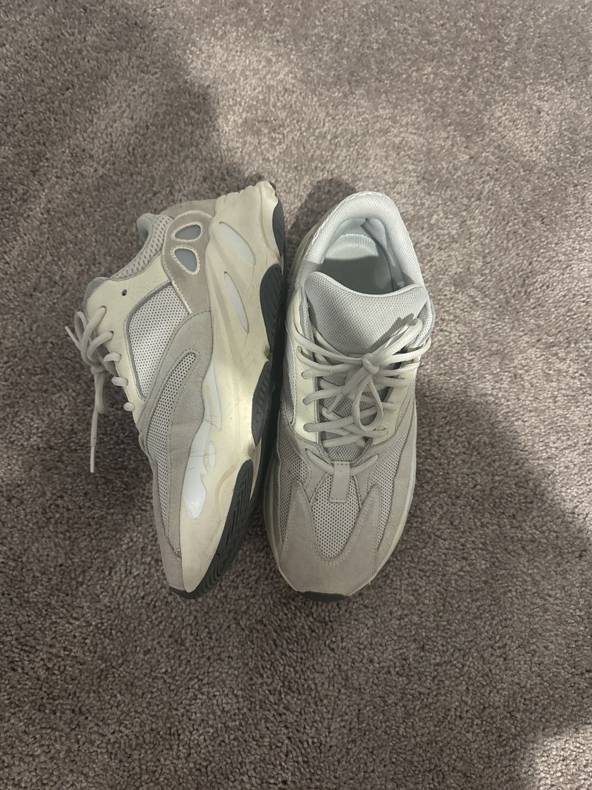 Adidas × Yeezy Adidas Yeezy 700 Size US 12 / EU 45 - 5 Thumbnail