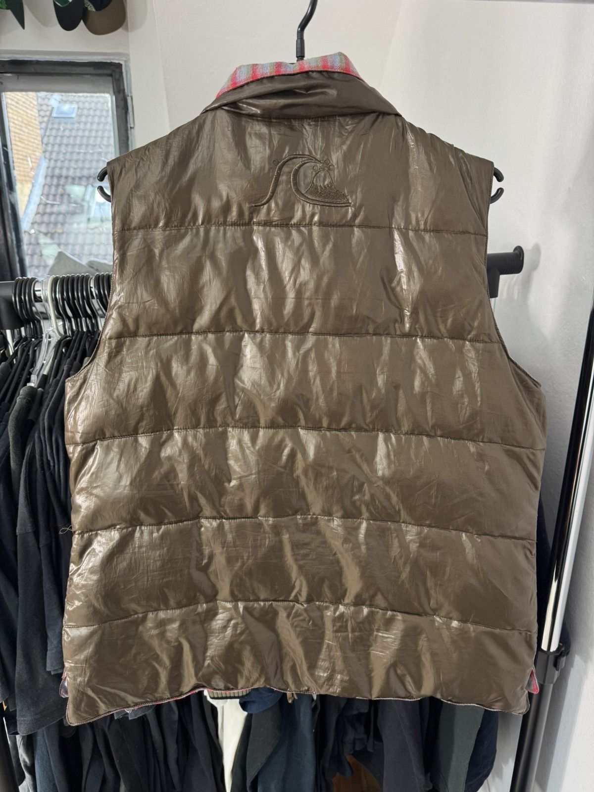 Quiksilver × Vintage Vintage Brown Puffer Vest Shiny Y2k skate swag hooks up drip Size US M / EU 48-50 / 2 - 13 Thumbnail