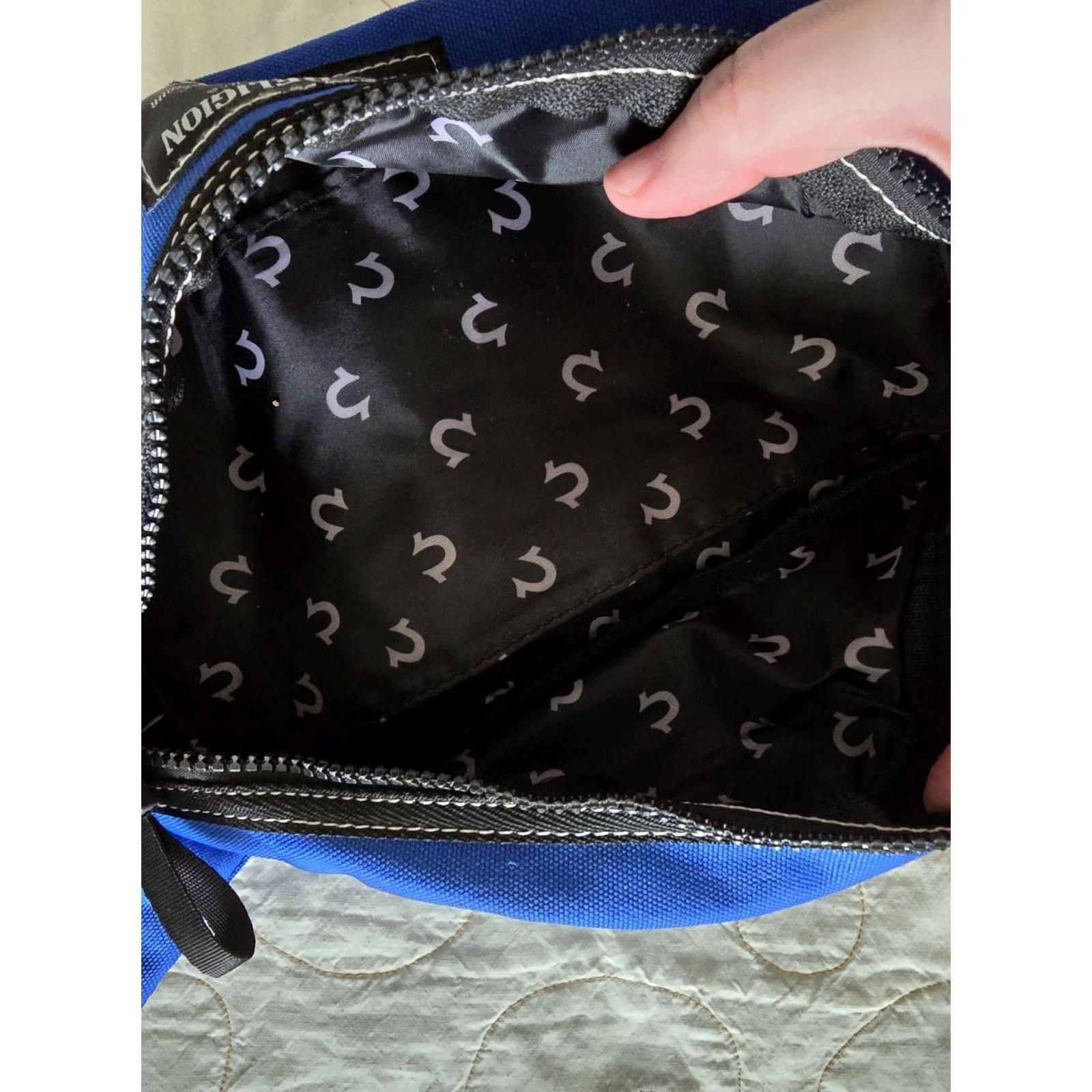 True Religion True Religion Blue Fanny Pack Hip Bag Buddha Unisex Crossbody Pouch Belt Bag & Fanny Pack Small Blue Polyester Zip Adjustable Strap Pockets Men Women Size ONE SIZE - 7 Thumbnail