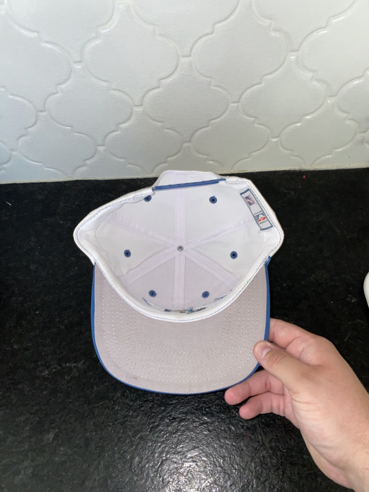 Logo 7 Vintage 90s Logo 7 Minnesota Timberwolves sharktooth hat Size ONE SIZE - 3 Thumbnail