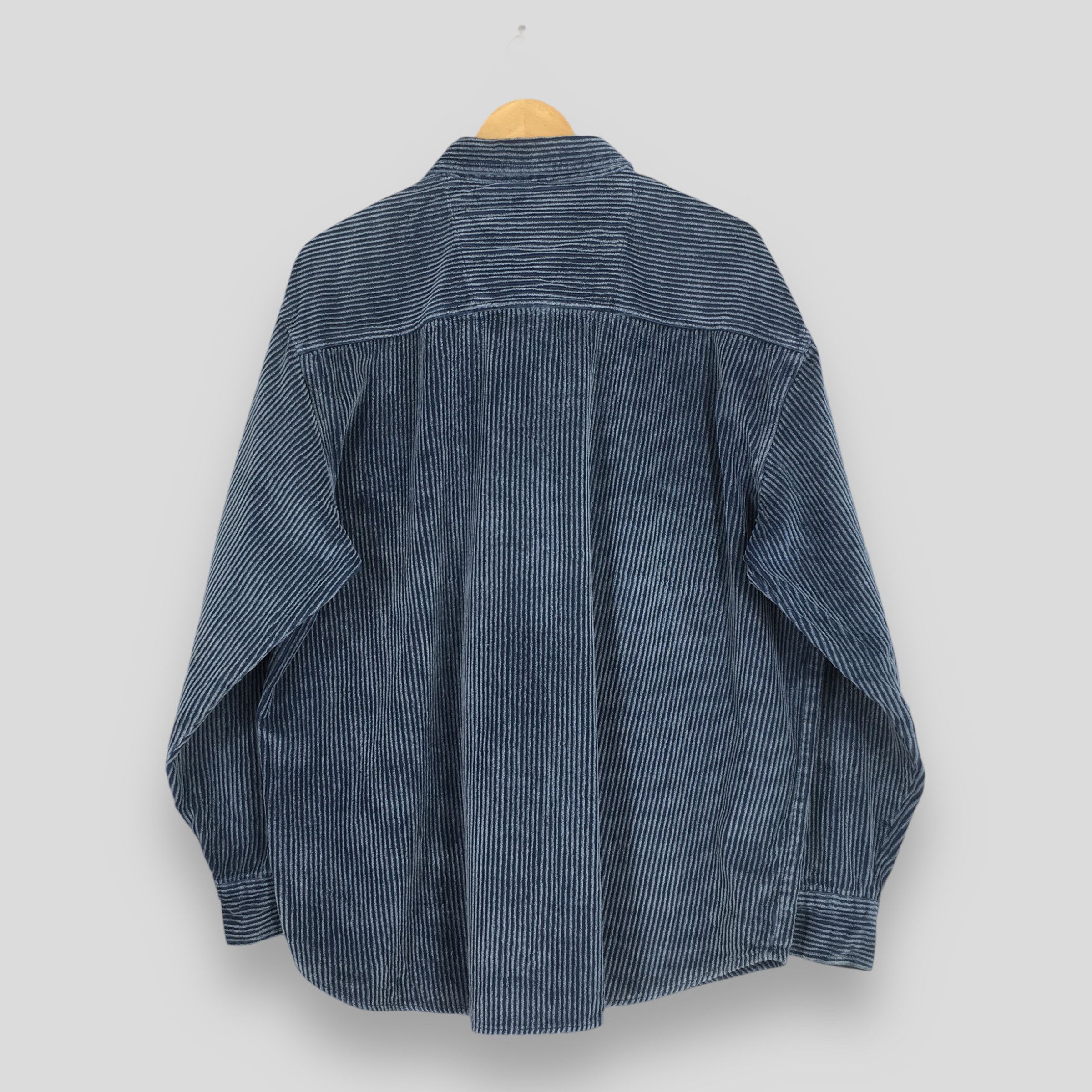 Vintage Vintage North Crest Corduroy Blue Shirt Large Size US L / EU 52-54 / 3 - 6 Thumbnail