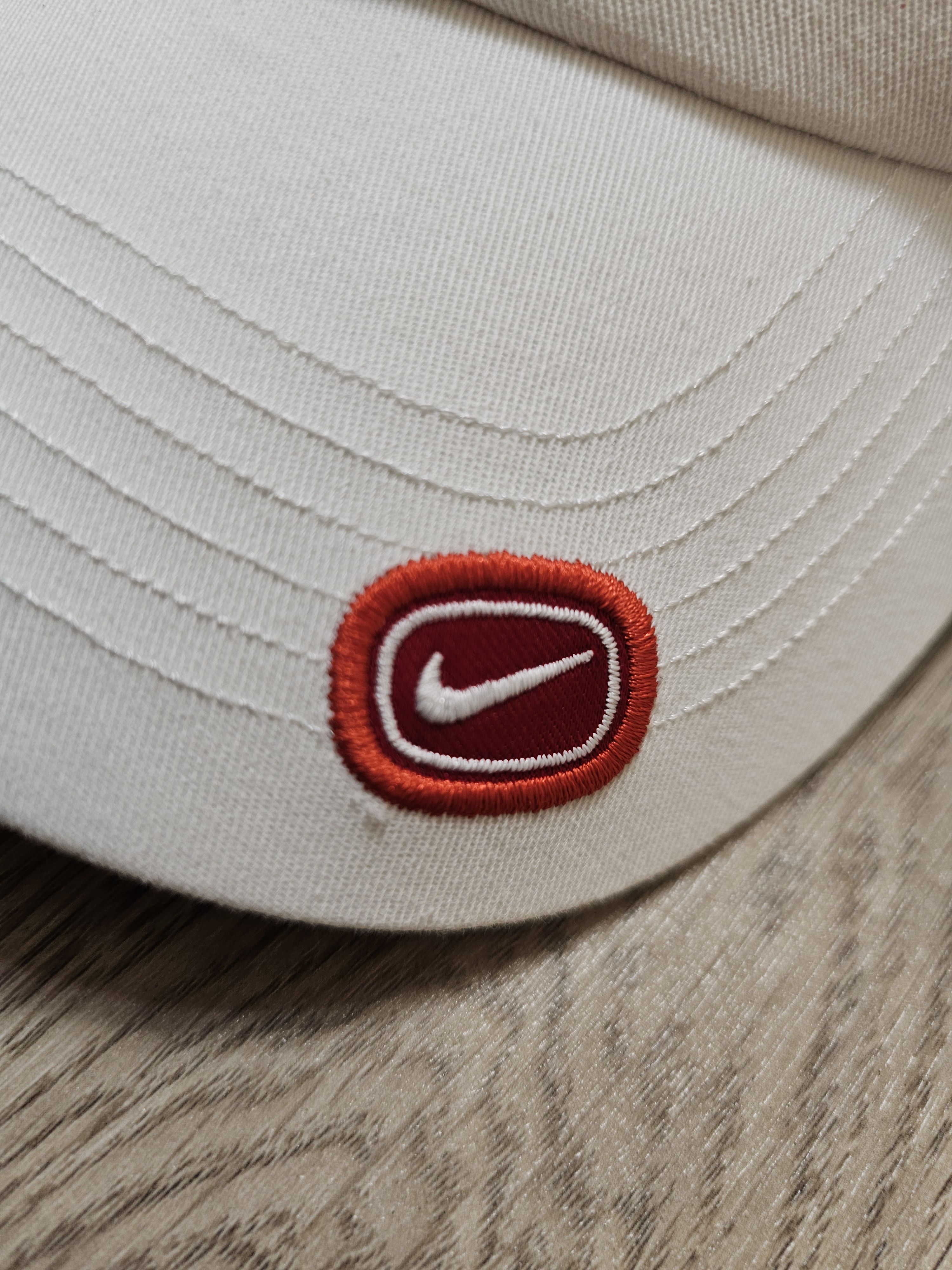 Nike NIKE VINTAGE CAP WHITE CAP C72 HAT RUNNING SINCE 1972 Size ONE SIZE - 5 Thumbnail