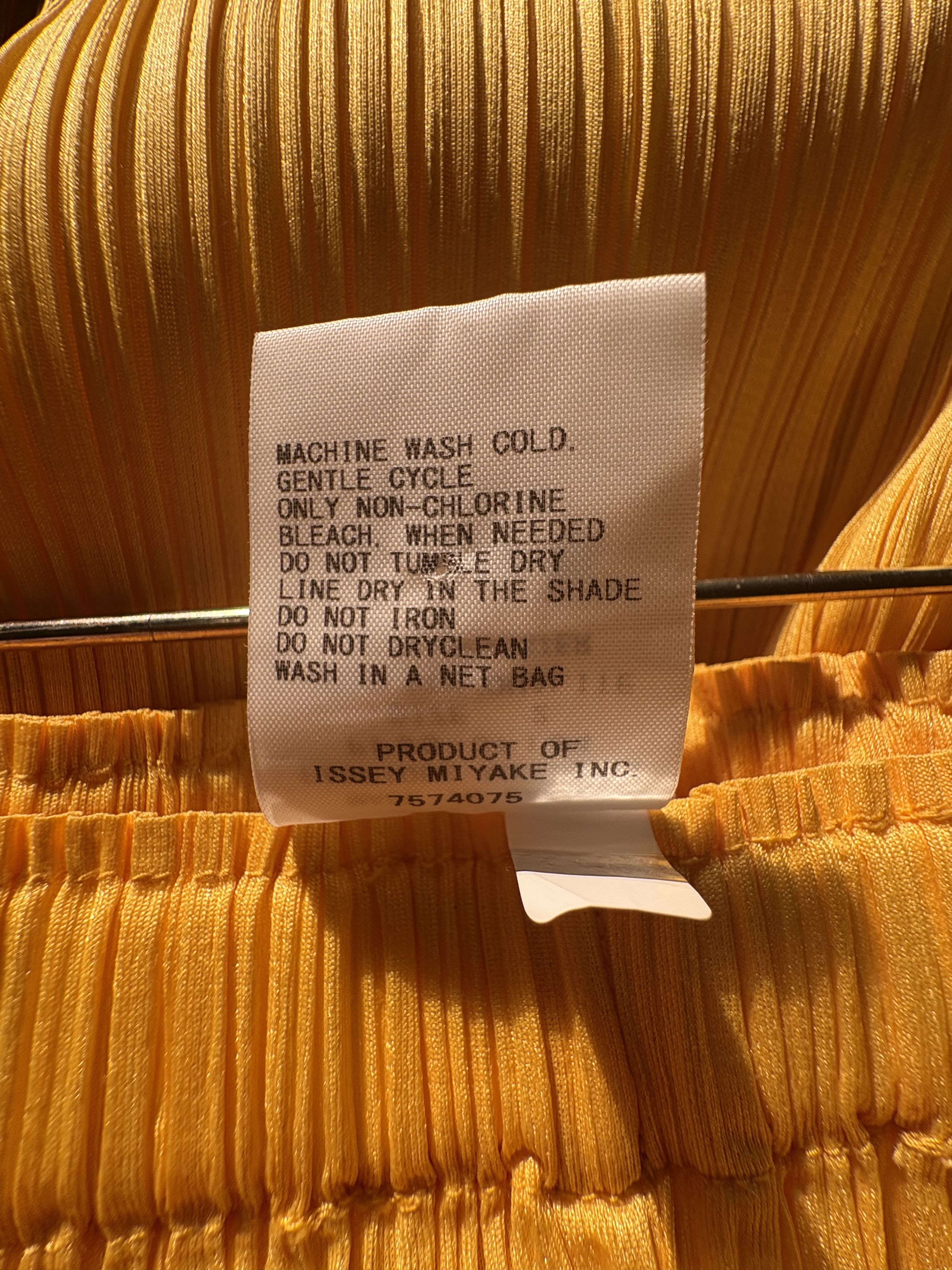 Pleats Please Issey Miyake Pleats Please Issey Miyake Wide Leg Pleated Pants Size 25" / US 0 / IT 36 - 5 Thumbnail