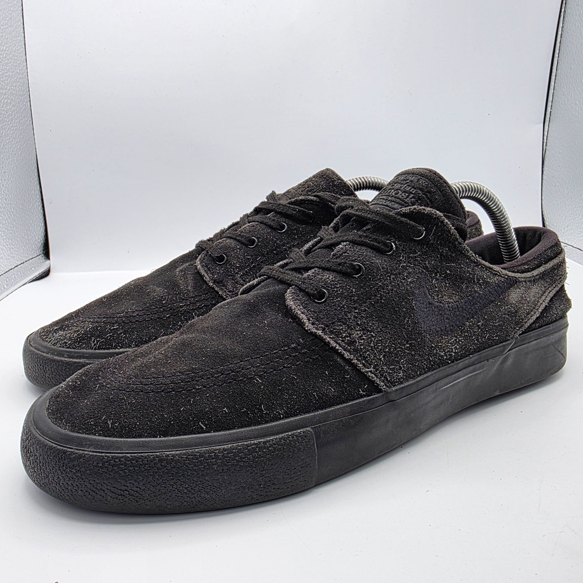 Nike Nike SB Zoom Stefan Janoski Mens Size 10 Triple Black Sneake Size US 10 / EU 43 - 4 Thumbnail