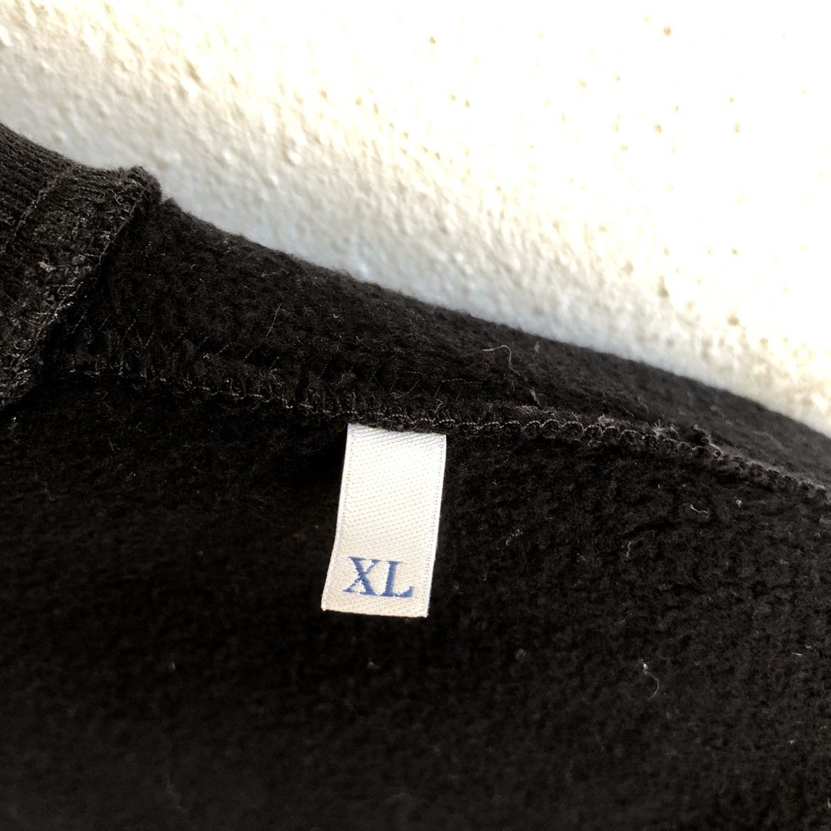 Moncler MAGLIA GIROCOLLO ROUND NECK JUMPER Size US L / EU 52-54 / 3 - 14 Thumbnail