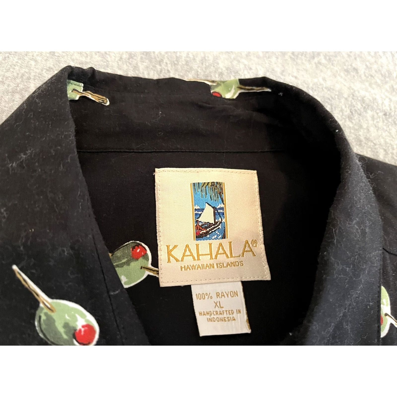 Olive Kahala Black Hawaiian Shirt Rayon Mens XL Button-Up Short Sleeve Floral Pattern Casual Party/Cocktail Travel Beer Olives Martins Size US XL / EU 56 / 4 - 3 Thumbnail