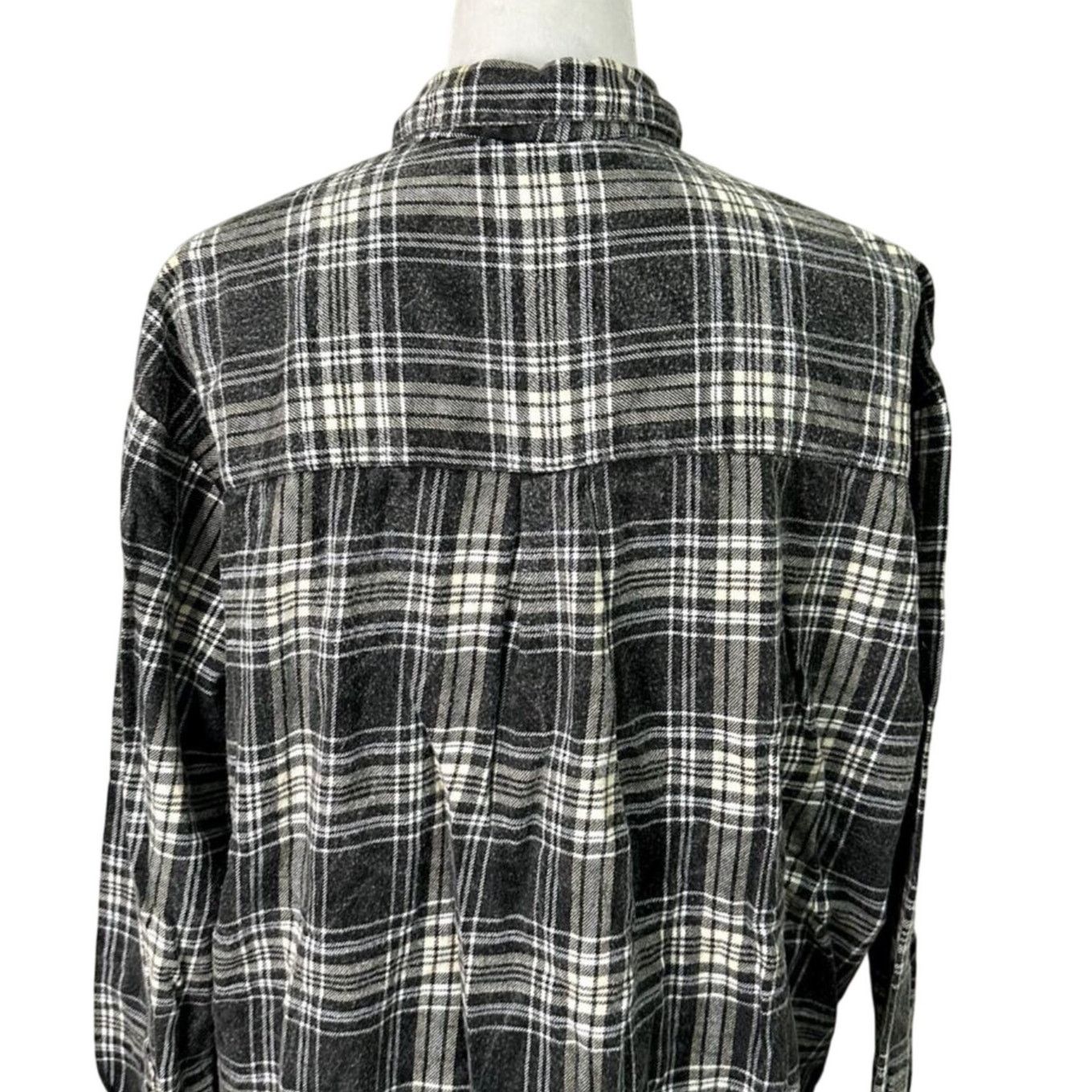 Bdg BDG Urban Outfitters Button Down Shirt Plaid Black Gray XS Size XS / US 0-2 / IT 36-38 - 6 Thumbnail