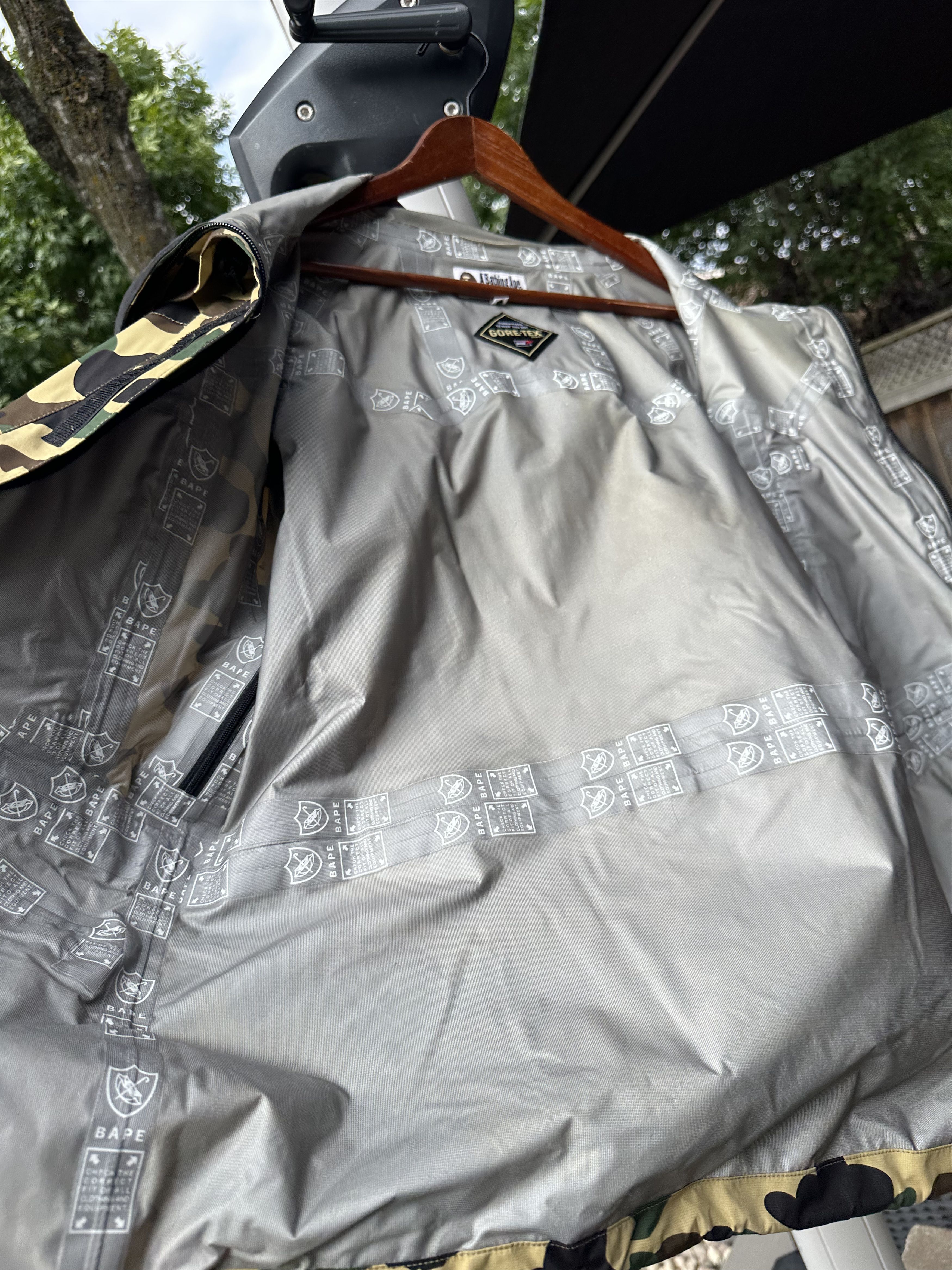 Bape BAPE 1st Camo Gore-Tex Snowboard Jacket Yellow Camo Size US M / EU 48-50 / 2 - 17 Thumbnail