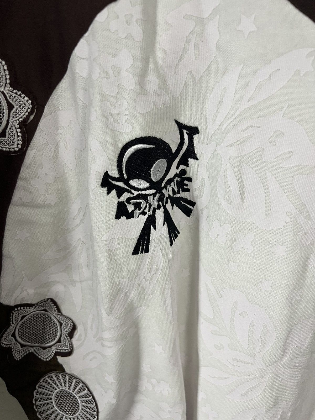 Designer Arkyve floral style soccer jersey Size US XL / EU 56 / 4 - 2 Thumbnail