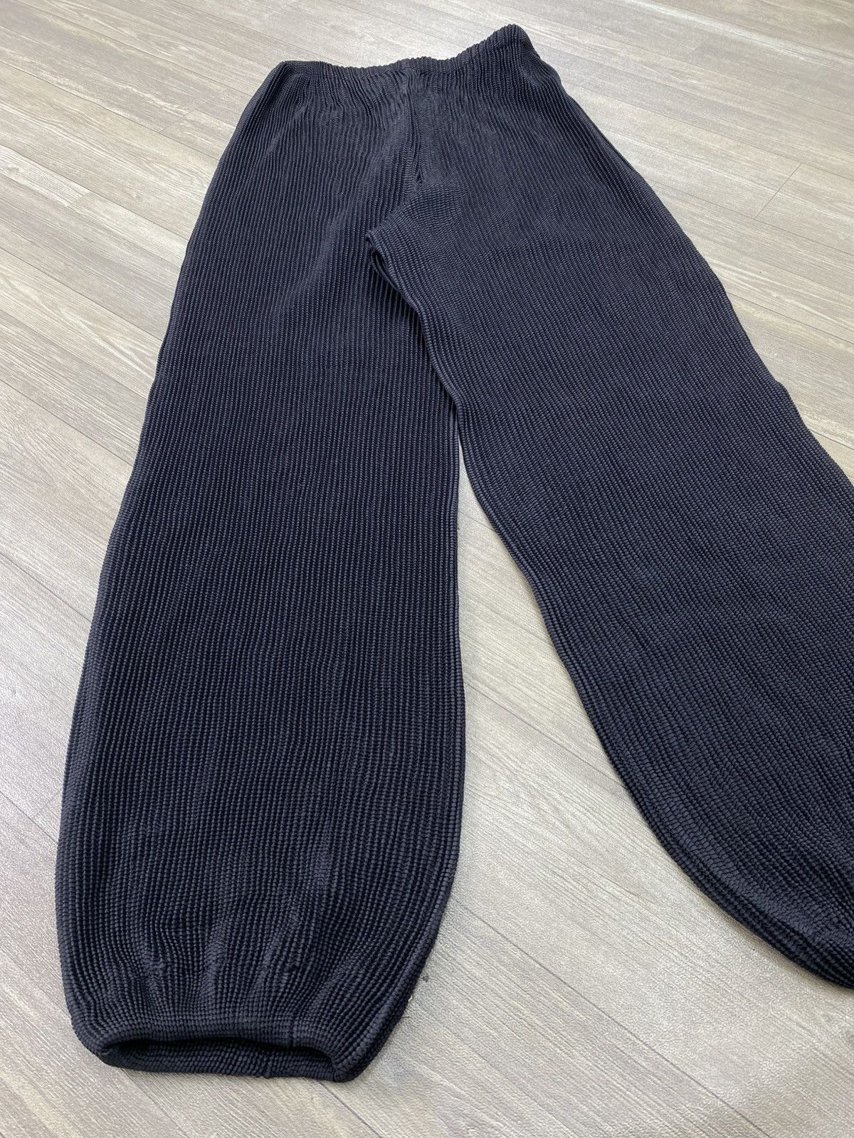 Japanese Brand Vintage Specchio Pleats Please Issey Miyake Balloon Pants Size US 28 / EU 44 - 13 Thumbnail