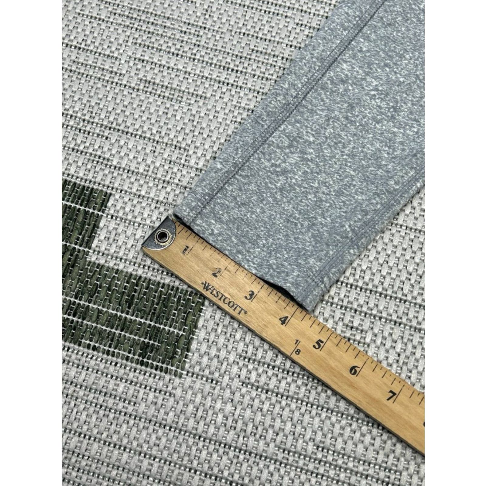 Victoria's Secret Victoria's Secret Pink Active Leggings Womens Medium Gray Heathered Athletic Yoga Leggings Womens M Gray Heathered Athletic Yoga Size 32" / US 10 / IT 46 - 4 Thumbnail