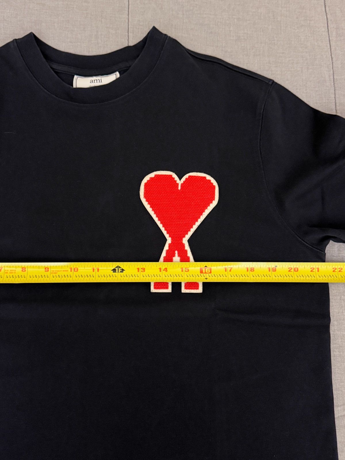 AMI AMI PARIS Navy Blue Color Red Heart T-shirt XS Unisex Size XS / US 0-2 / IT 36-38 - 10 Thumbnail