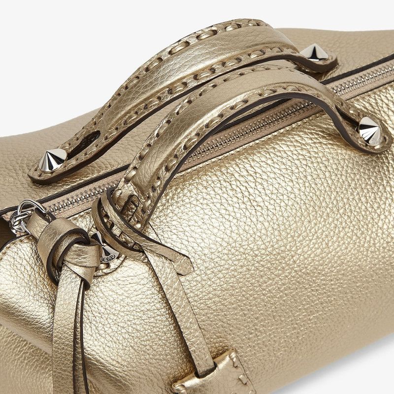 Fendi o1s1wg111125 Size: OS/ By The Way Selleria Medium in Golden Size ONE SIZE - 5 Thumbnail