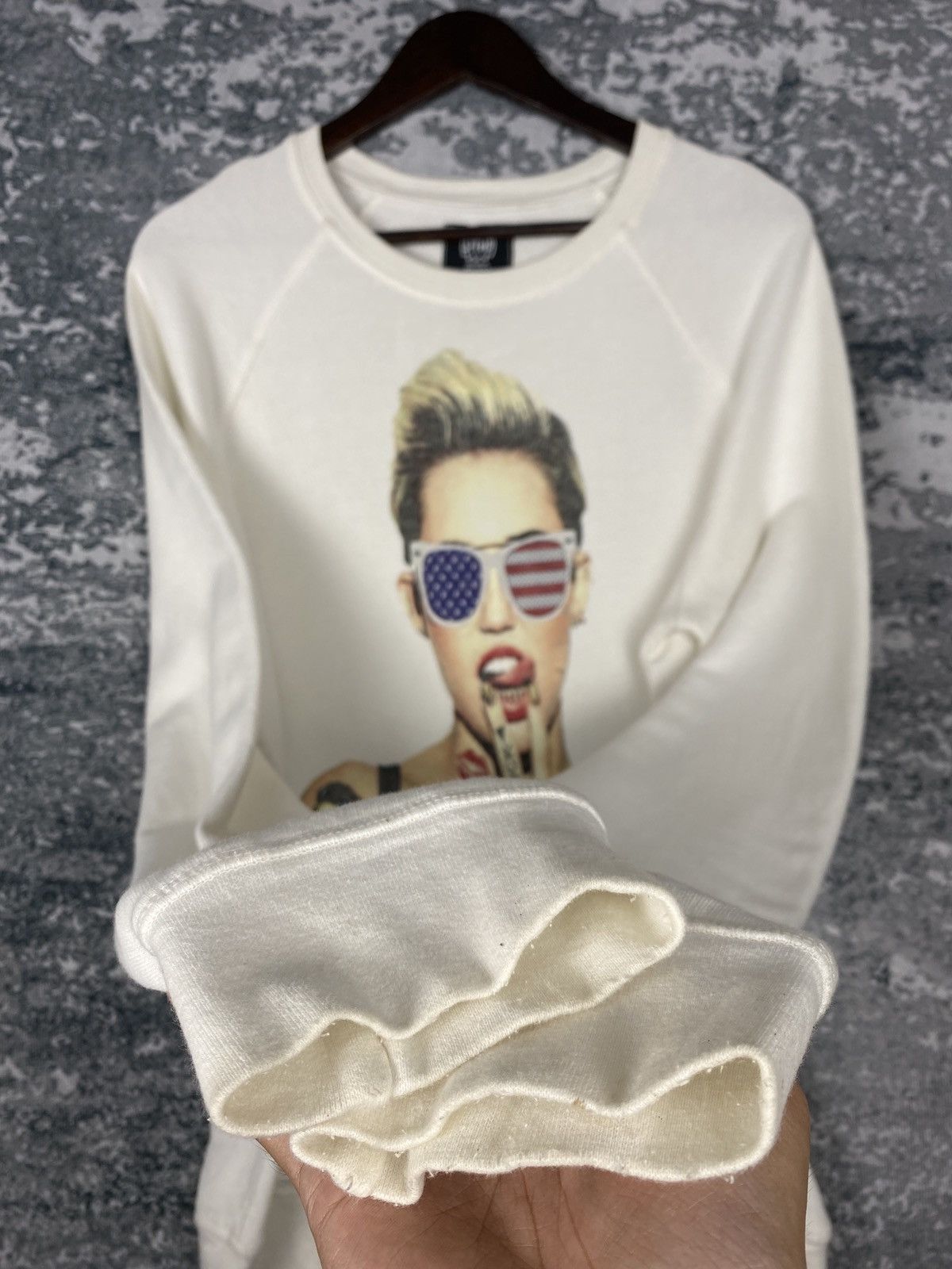 Band Tees × Vintage Vintage Miles Cyrus Sweatshirts Size US M / EU 48-50 / 2 - 4 Thumbnail