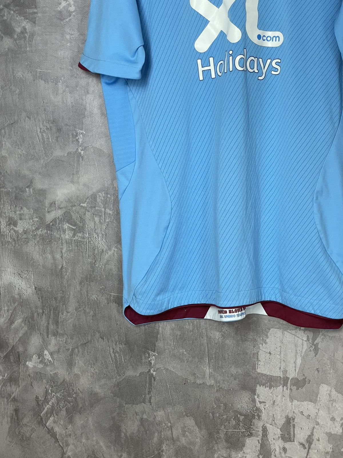 Other × Umbro WEST HAM UNITED 2016 AWAY FOOTBALL SHIRT Soccer JERSEY UMBRO Size US M / EU 48-50 / 2 - 5 Thumbnail
