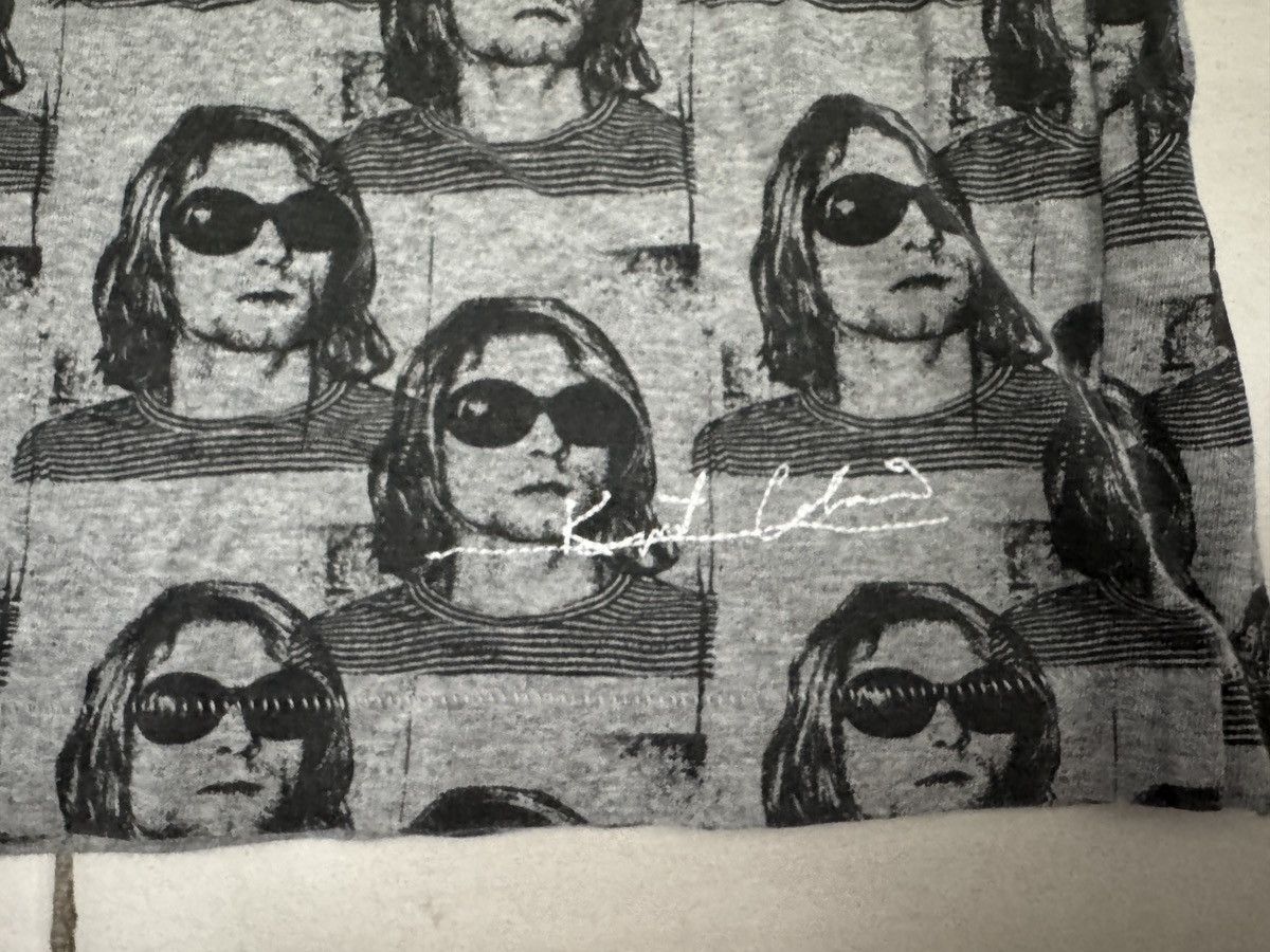 Uniqlo Nice design full print Kurt Cobain shirt Size US XL / EU 56 / 4 - 4 Thumbnail