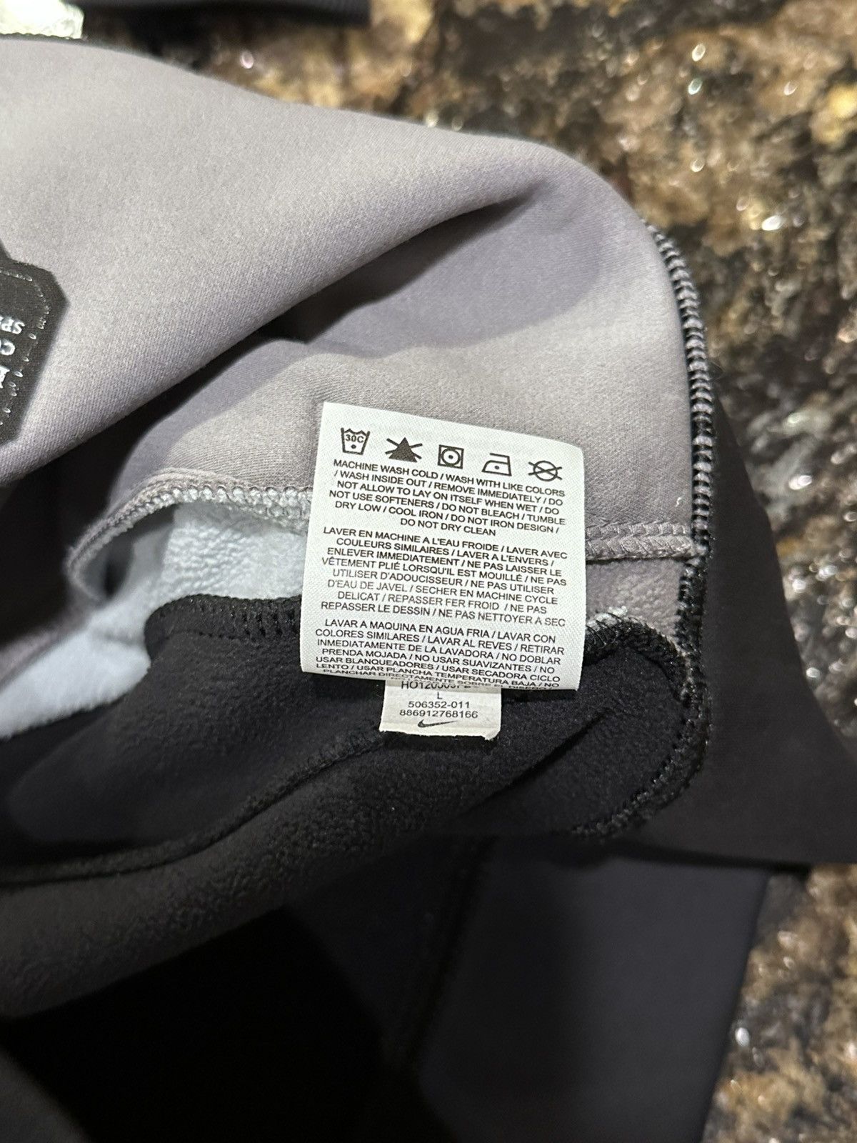 NBA × Nike × Vintage Nike LeBron James Diamond Collection Zip Up Track Jacket Size US L / EU 52-54 / 3 - 13 Thumbnail