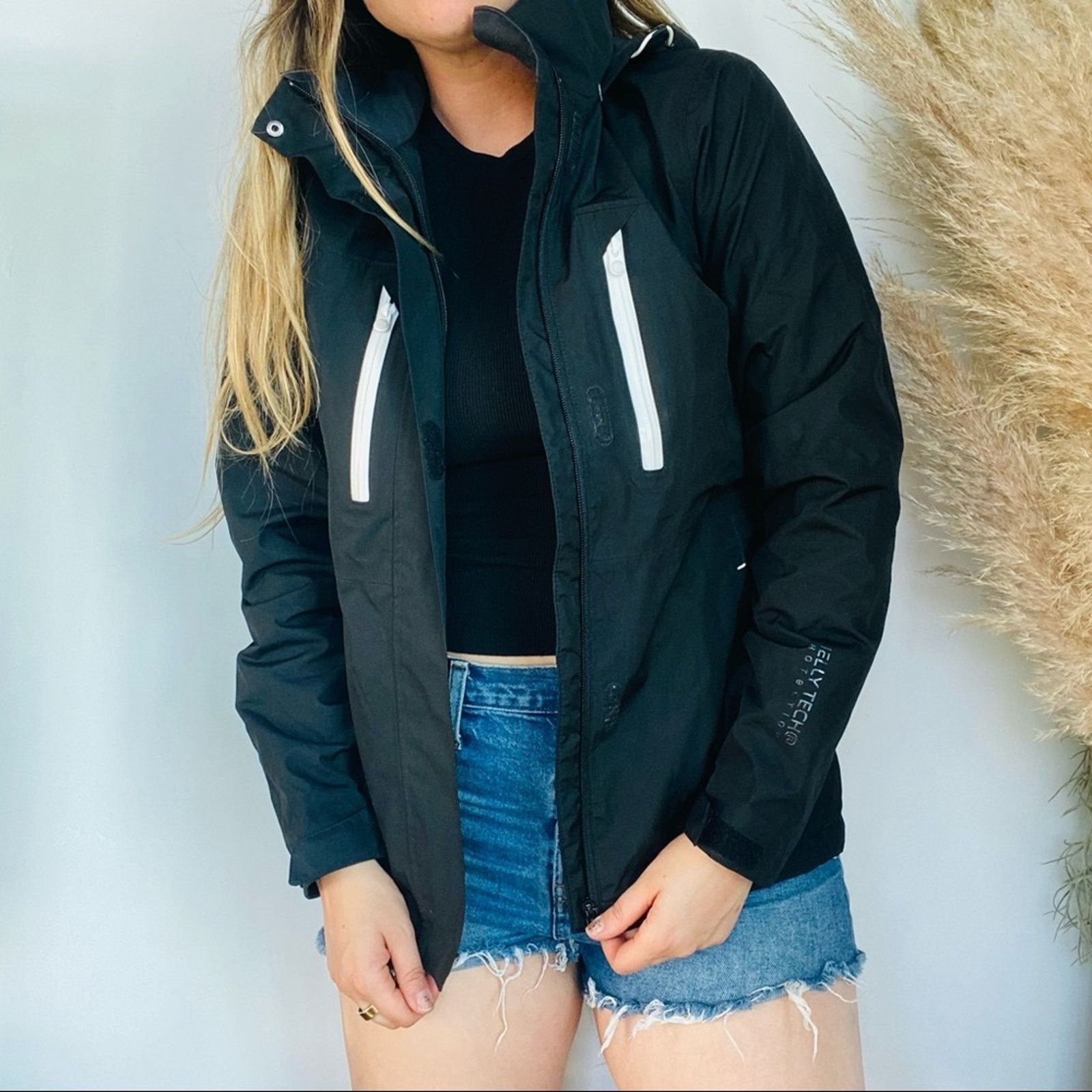 HELLY HANSEN NORDSTROM Black Hooded Rain Jacket Coat Anorak