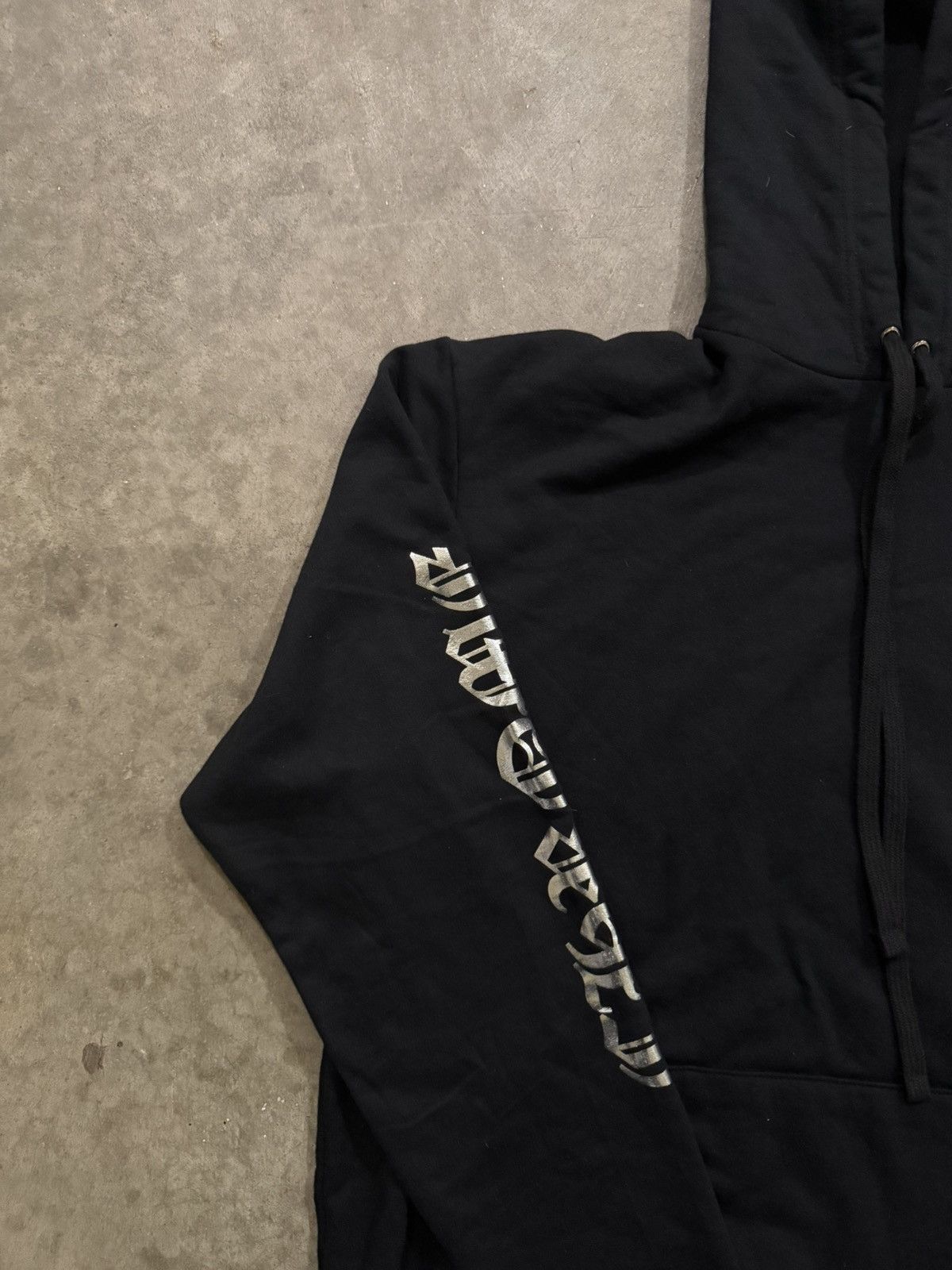 Chrome Hearts Chrome Hearts ‘Metallic’ Vertical Logo Hoodie Size US XL / EU 56 / 4 - 3 Thumbnail