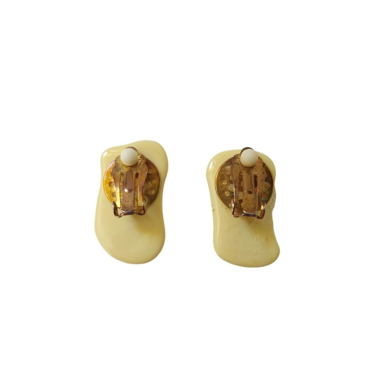 The Unbranded Brand Rare Antique African Tribal Earrings Beige Bakelite Clip On Size ONE SIZE - 3 Thumbnail