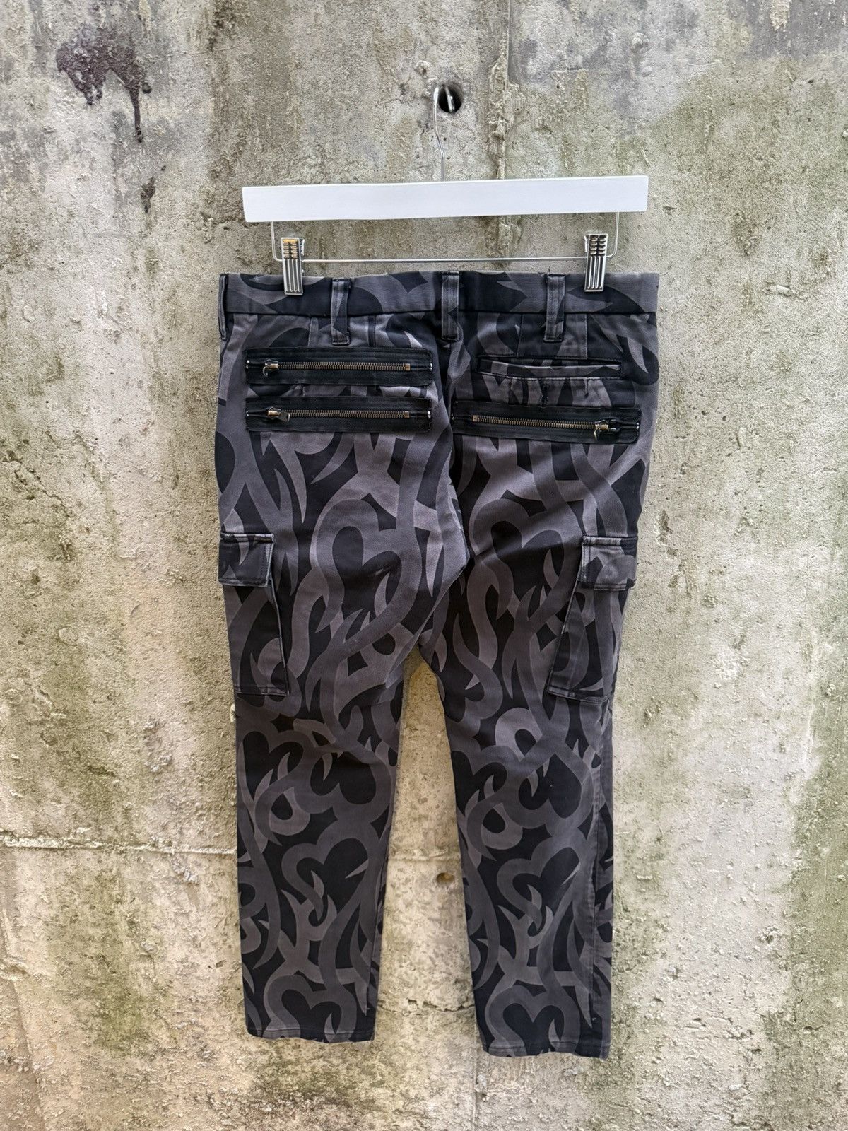Number (N)ine AW05 Number (N)ine Tribal Camo Cargo Pants Size US 32 / EU 48 - 2 Thumbnail