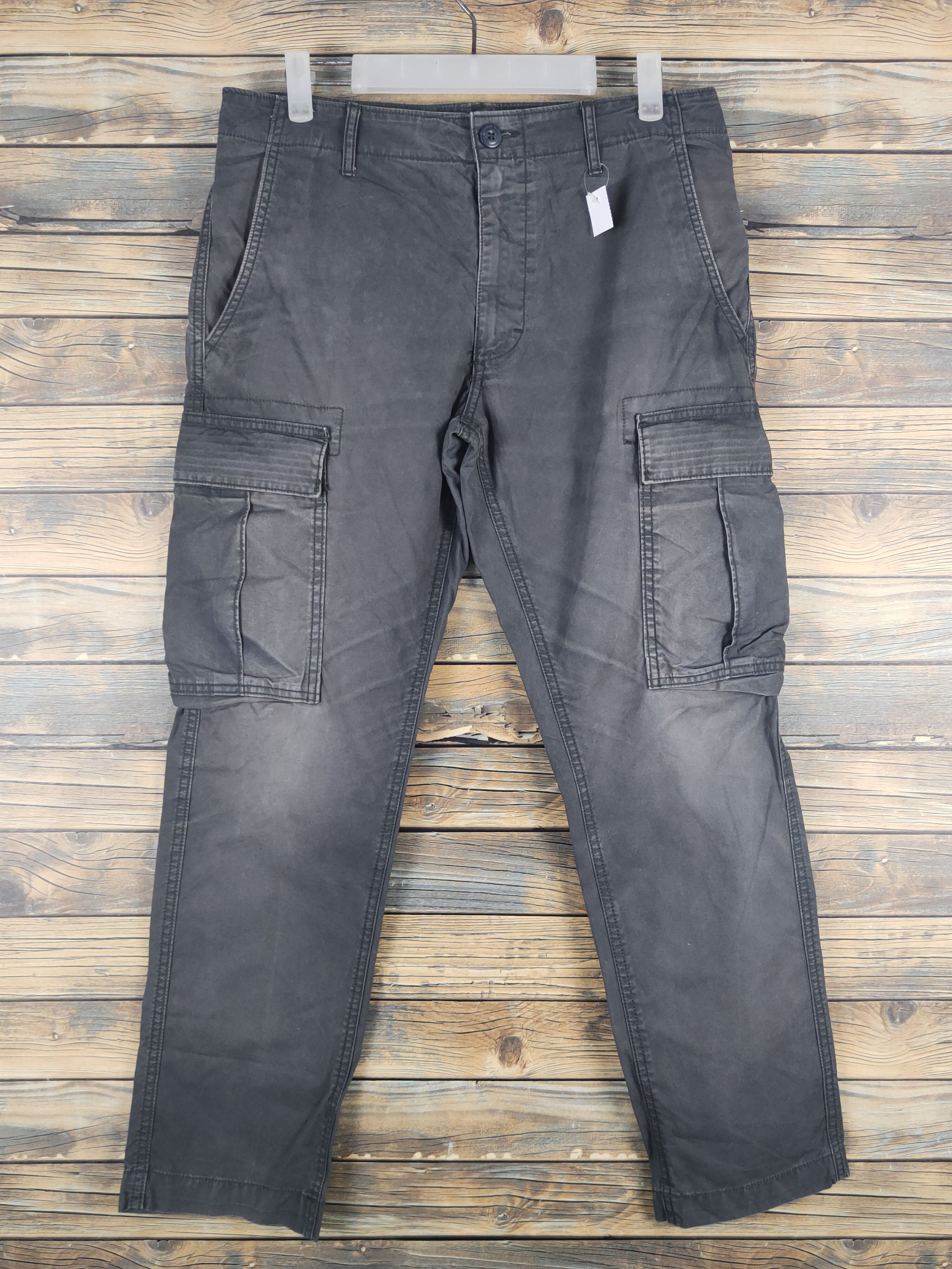 Japanese Brand DL Old Navy Black Faded Multipocket Cargo Pants #1535 Size US 31 - 1 Thumbnail