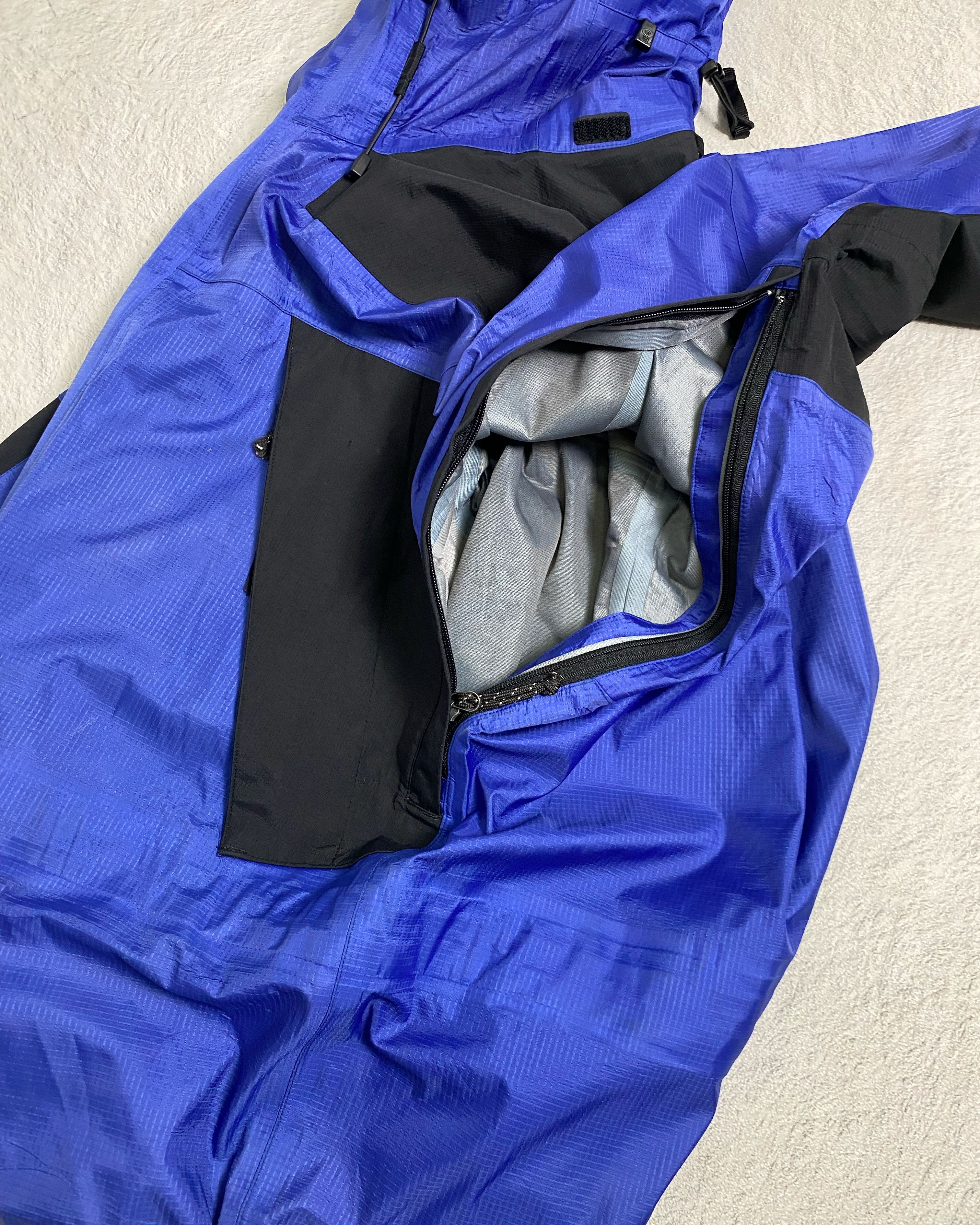 Mountain Hardwear Vintage 90s Mountain Hardwear Goretex Jacket Size US L / EU 52-54 / 3 - 10 Thumbnail