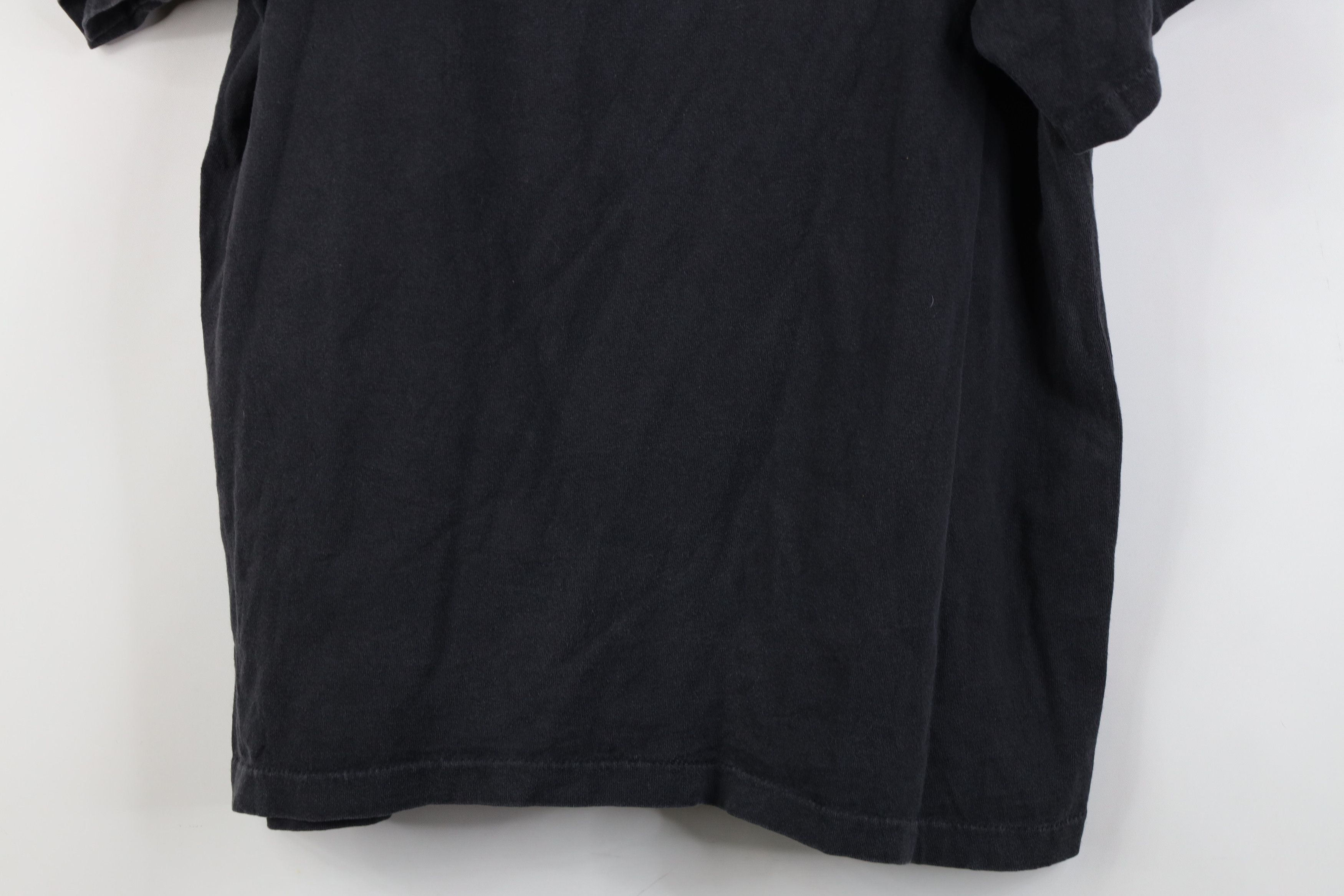Vintage Vintage 90s Halloween This Is Not A Costume Looking T-Shirt Size L / US 10 / IT 46 - 16 Thumbnail