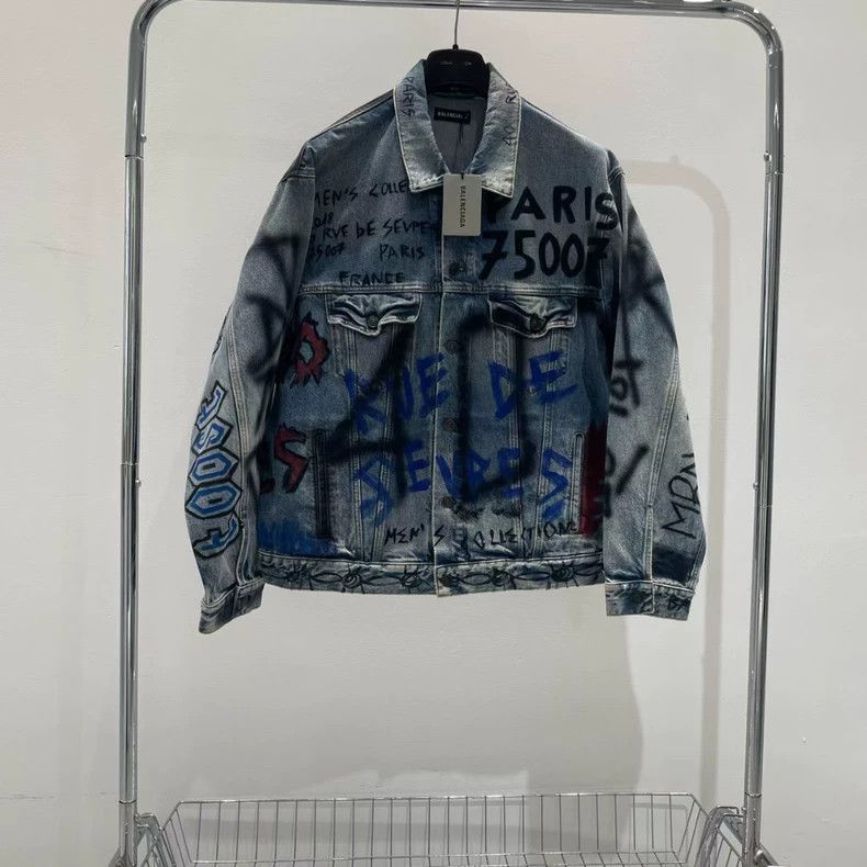 Balenciaga Balenciaga Make an old graffiti letter jacket. Size US M / EU 48-50 / 2 - 1 Thumbnail