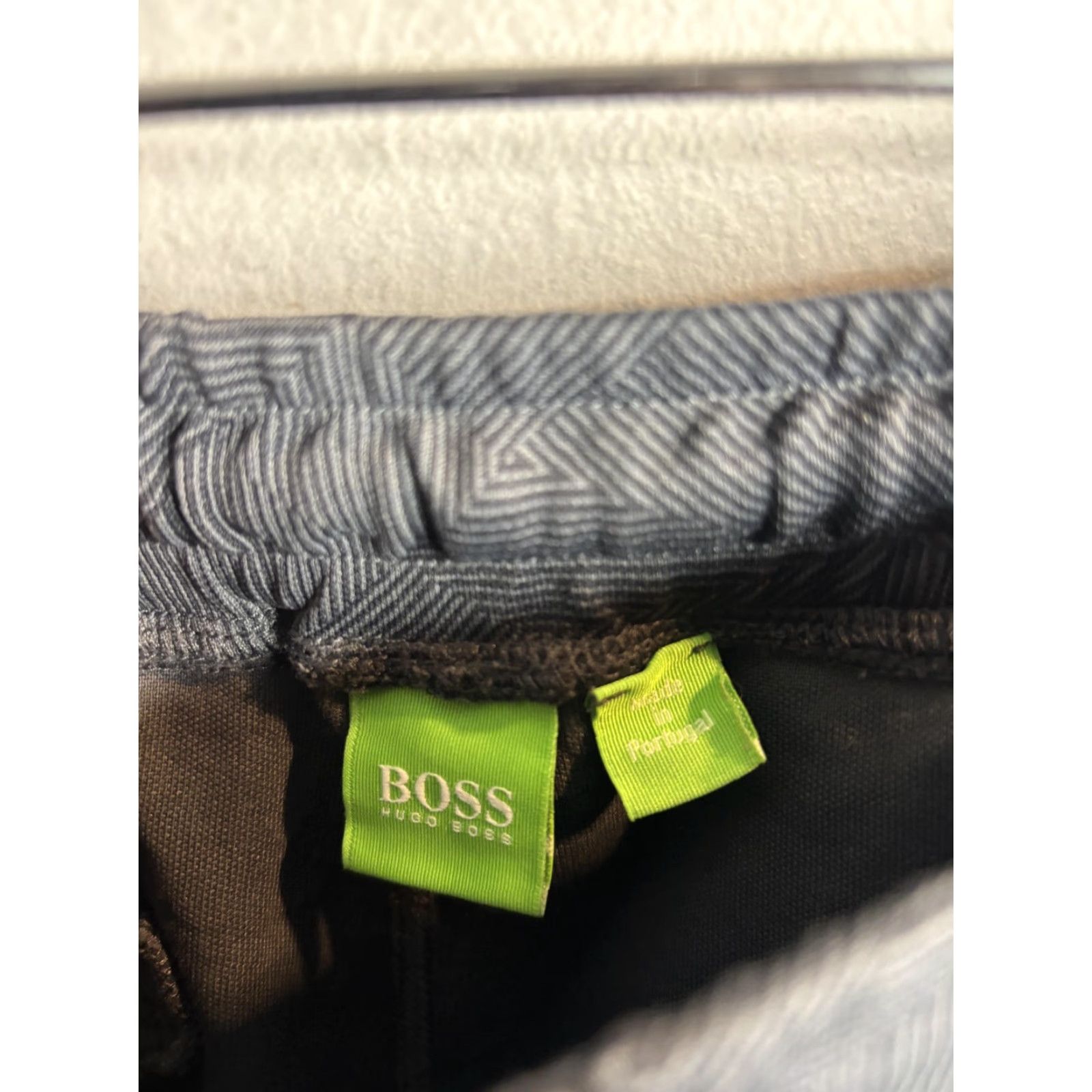 Hugo Boss BOSS Hugo Boss Pants Mens 2XL Gray Geometric Joggers Elastic Waist Pockets Size US 39 - 3 Thumbnail