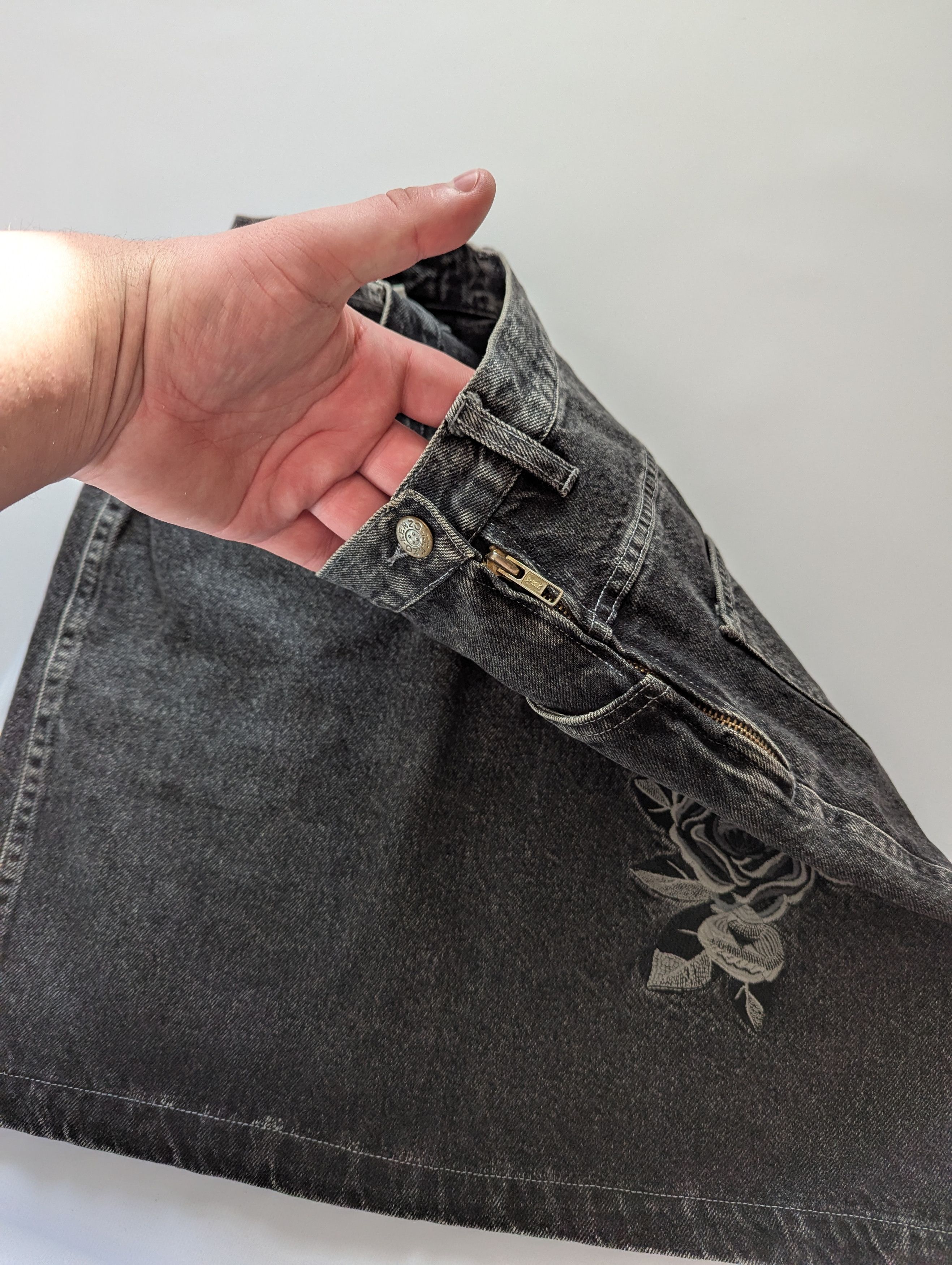 Japanese Brand × Kenzo × Vintage Kenzo Jeans Vintage Mini Skirt Embroidery Rose Flowers Rare Size 28" / US 6 / IT 42 - 5 Thumbnail