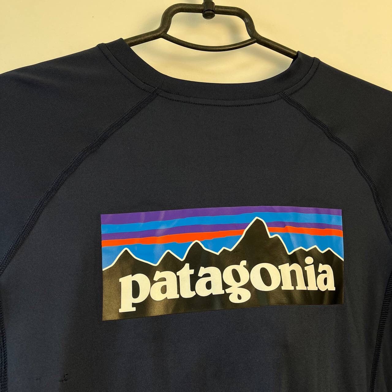 Vintage Vintage 90s Patagonia Big Logo LongSleeve Shirt Size XS-S Size US XS / EU 42 / 0 - 10 Thumbnail