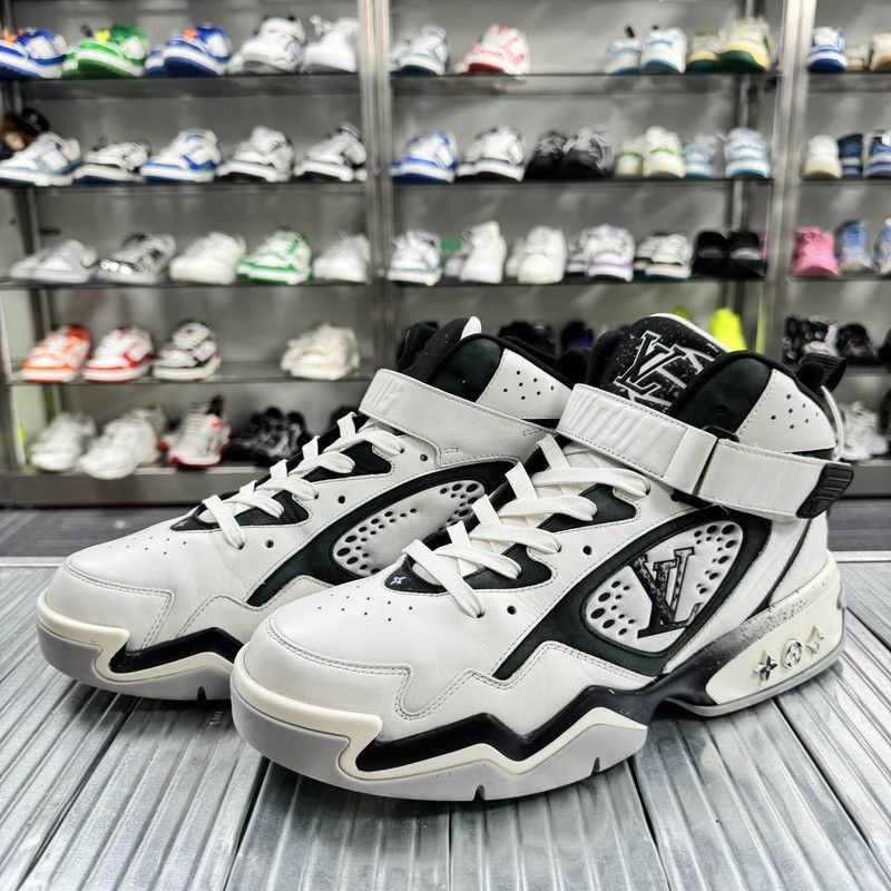 Louis Vuitton Louis Vuitton Trainer 2 High Top Sneakers -2508 Size US 9 / EU 42 - 1 Thumbnail