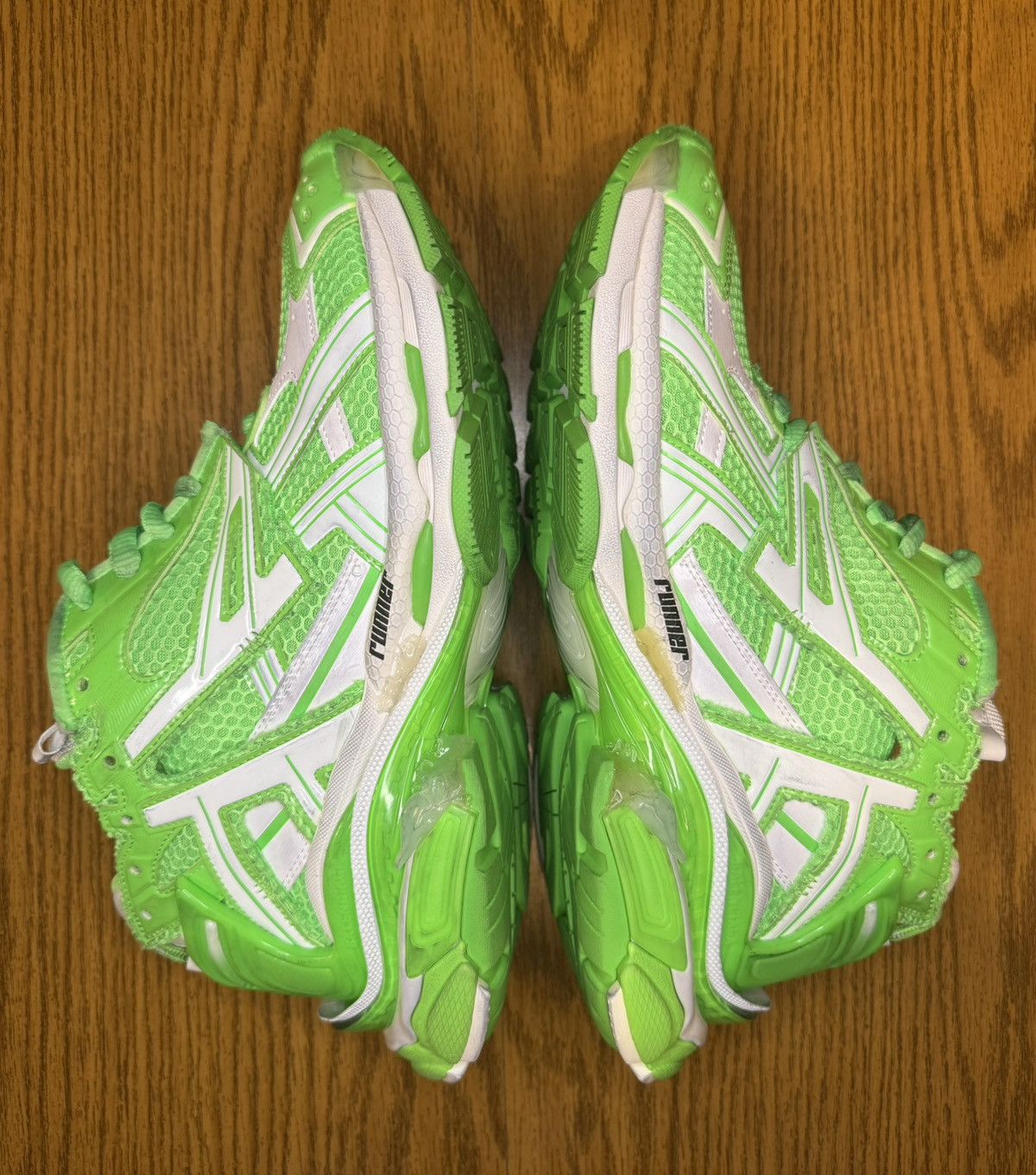 Balenciaga Balenciaga Runner Sneaker (Fluo Green) Size US 11 / EU 44 - 3 Thumbnail