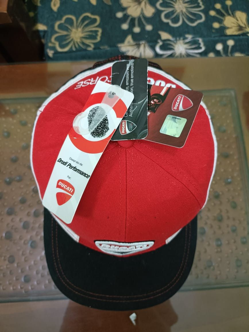 Ducati NWT : Ducati Corse Cap Hat BMW Honda Jaguar Mercedes Size ONE SIZE - 3 Thumbnail