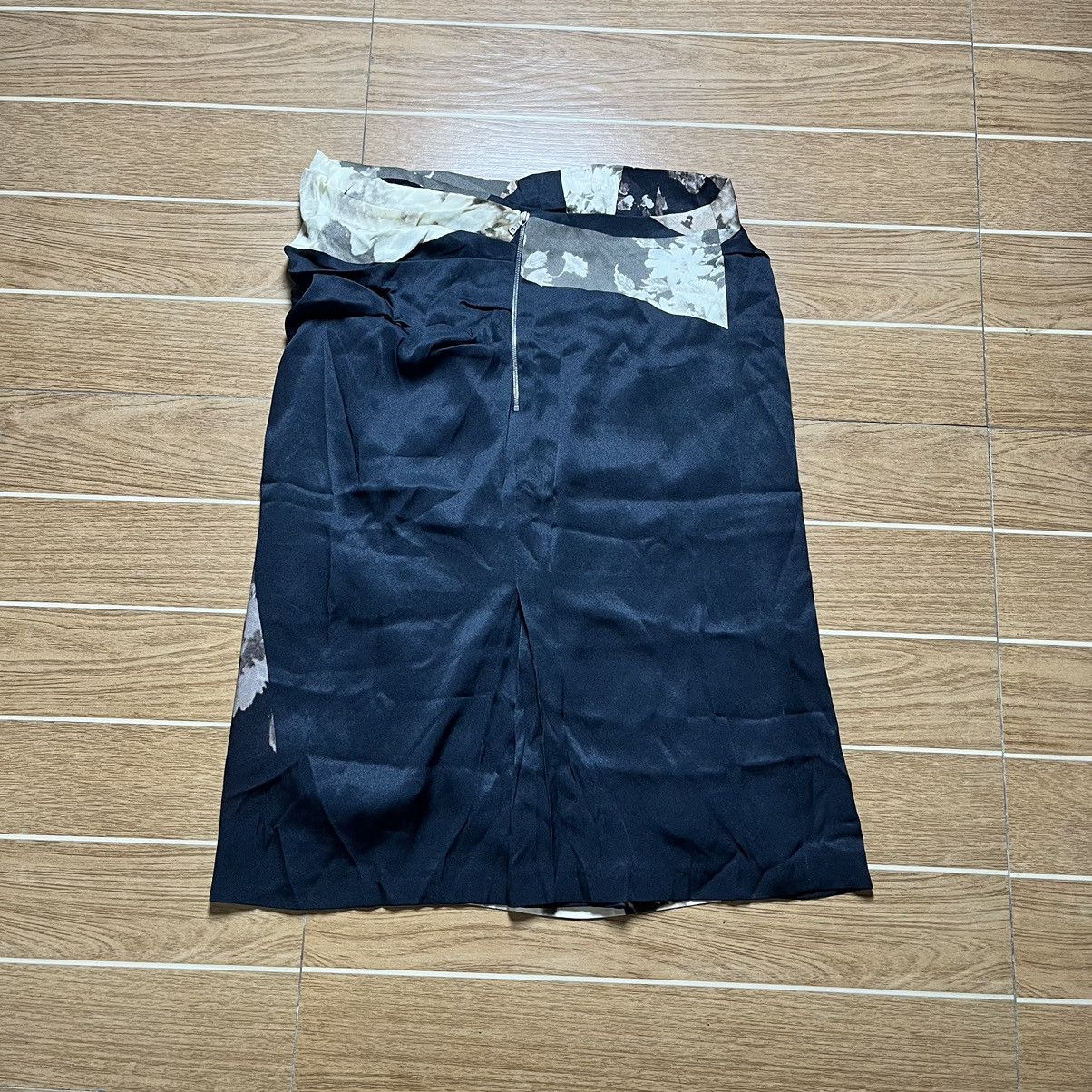 Dries Van Noten Dries Van Noten Flower Art Design Silk Skirt Size 34" / US 12 / IT 48 - 6 Thumbnail