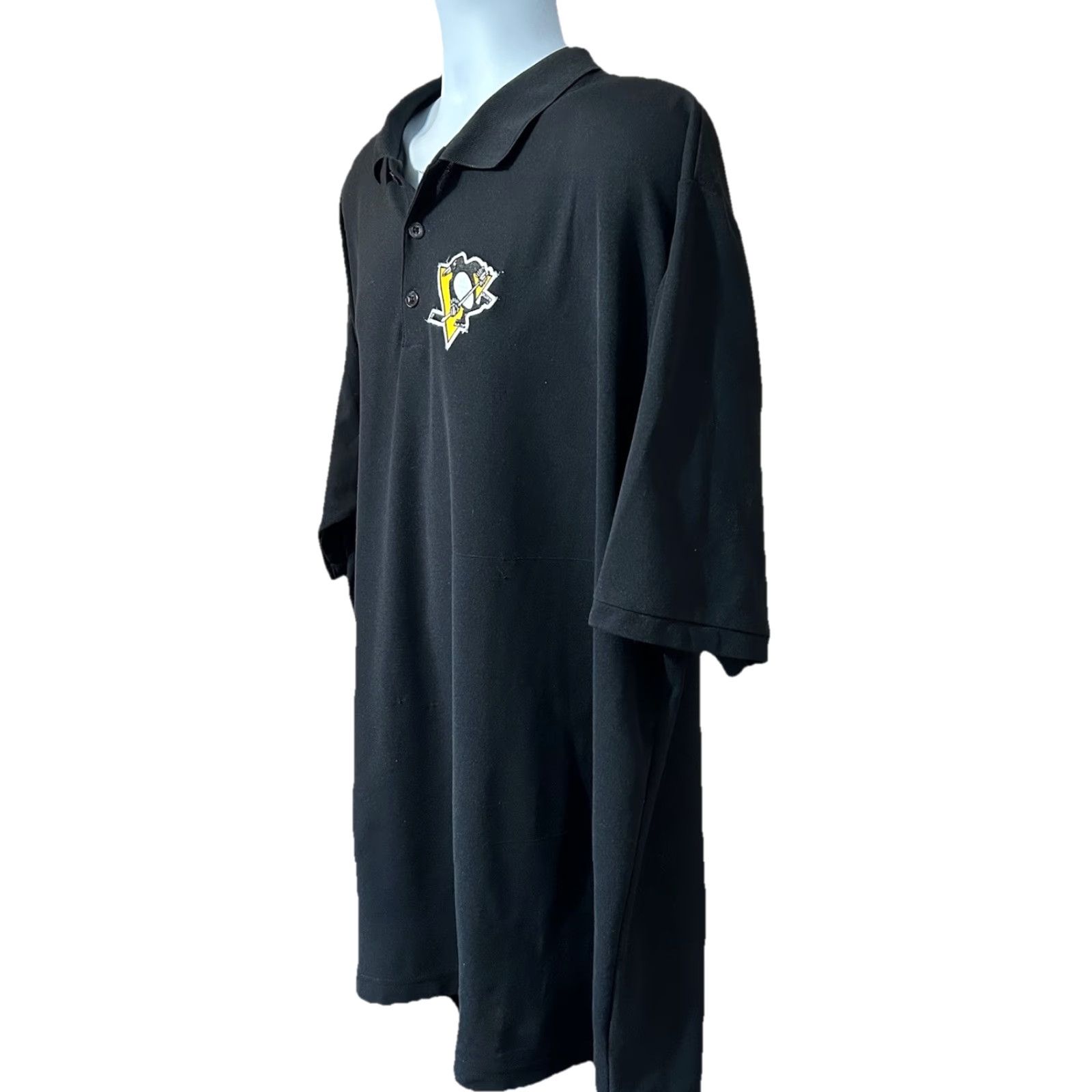 Vintage Pittsburgh Penguins Polo Shirt Men 3XL Black Button Collar Chest Logo Antigua Sports NHL Shirt Size US XXL / EU 58 / 5 - 5 Thumbnail