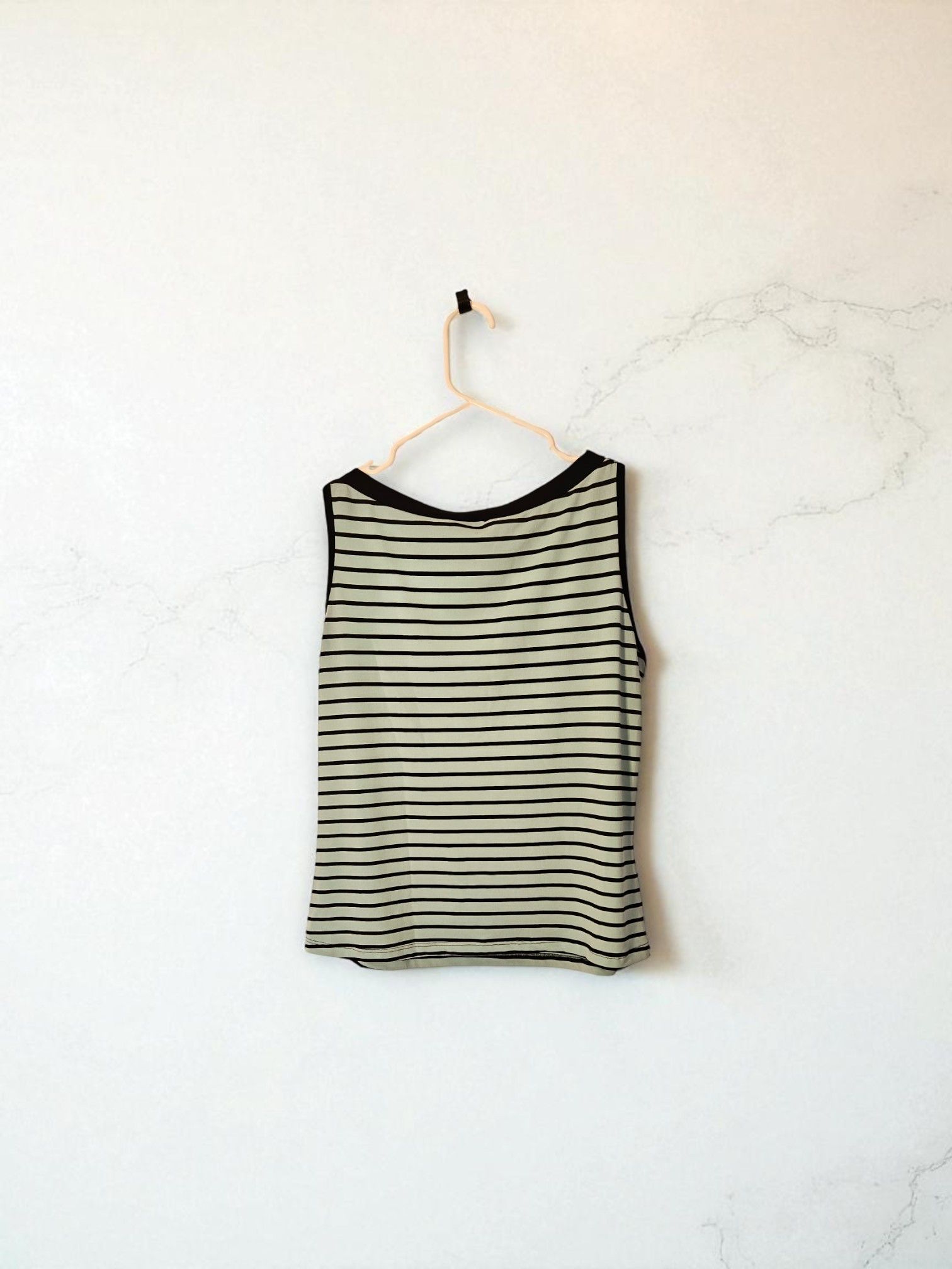 Other Women's Large Creative Design Tank Top -- ITEM #3337 Size L / US 10 / IT 46 - 4 Thumbnail