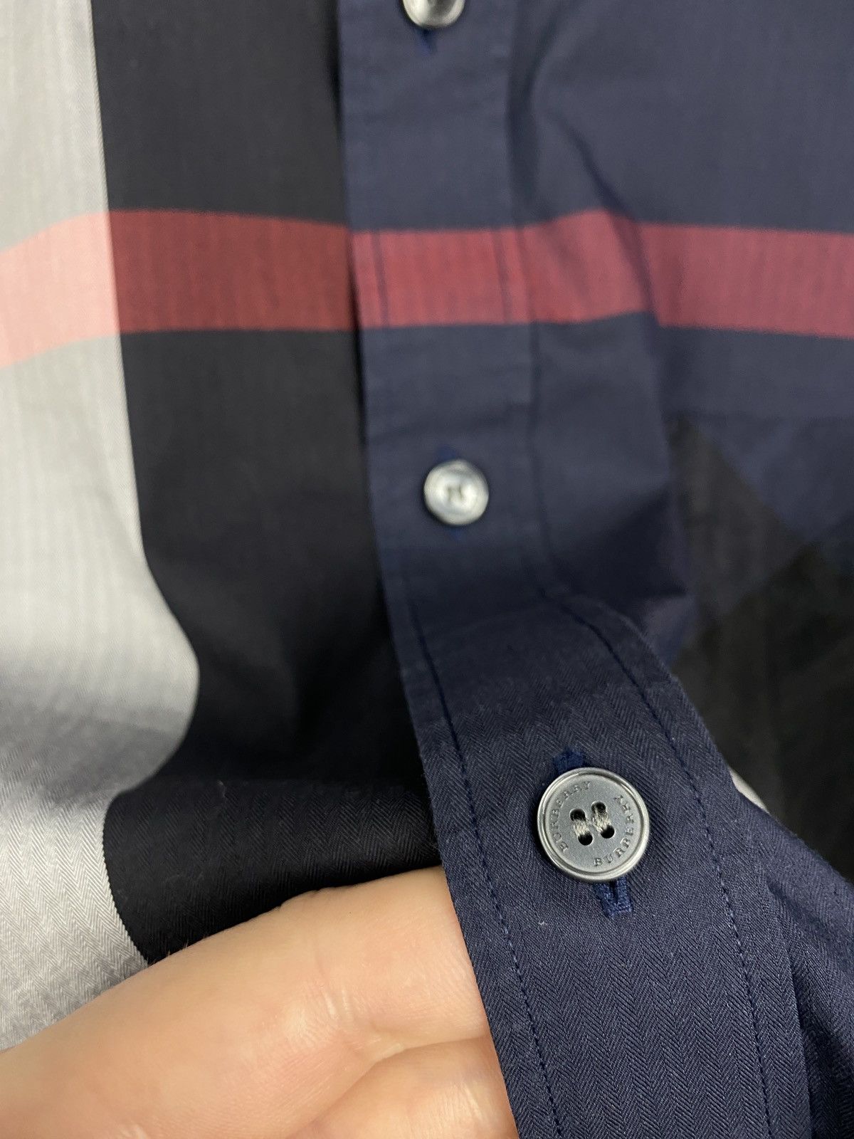 Burberry 🏴󠁧󠁢󠁥󠁮󠁧󠁿 Burberry London England Shirt Rare Retro Hype Size US S / EU 44-46 / 1 - 7 Thumbnail