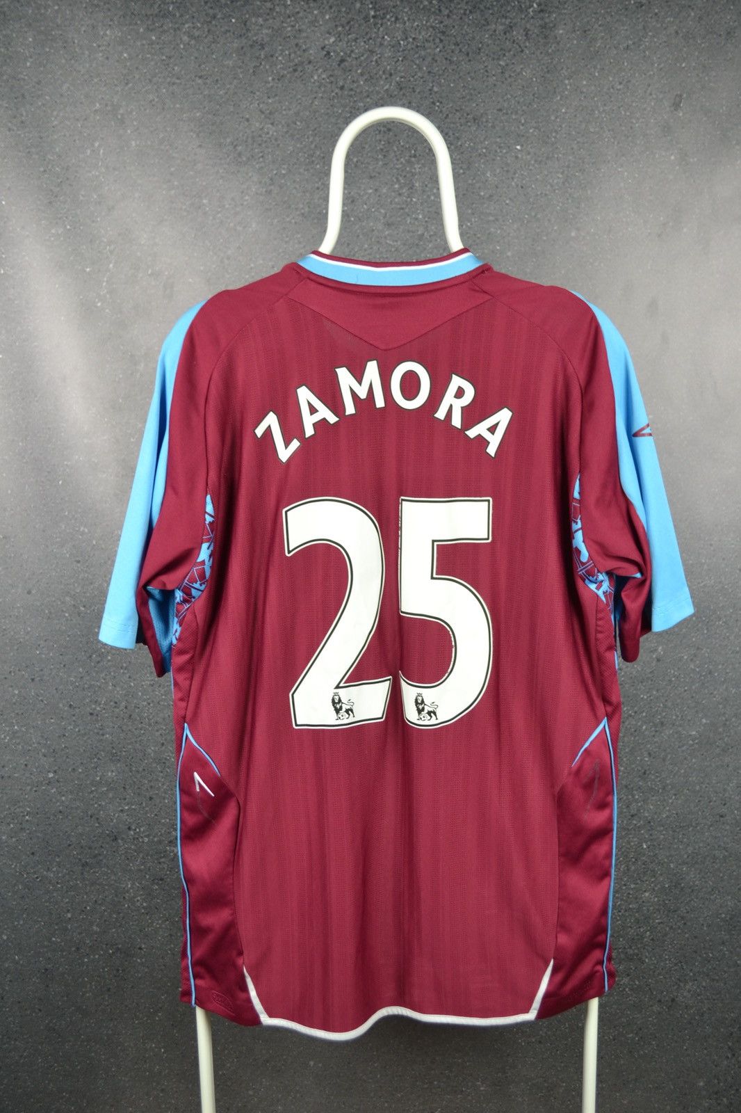 Umbro × Vintage West Ham United Home Football Shirt Umbro Soccer ZAMORA #25 Size US L / EU 52-54 / 3 - 1 Thumbnail